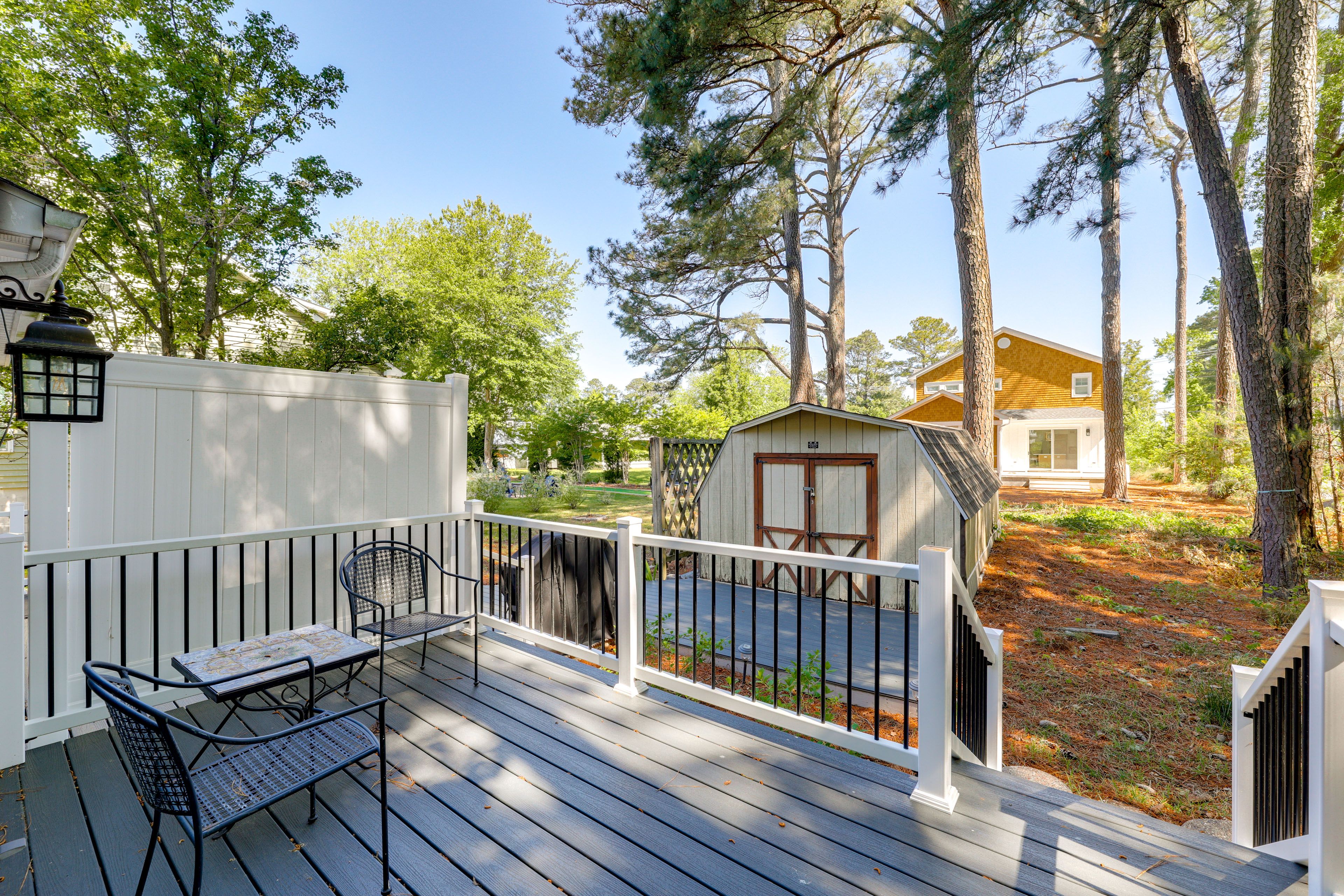 Deck