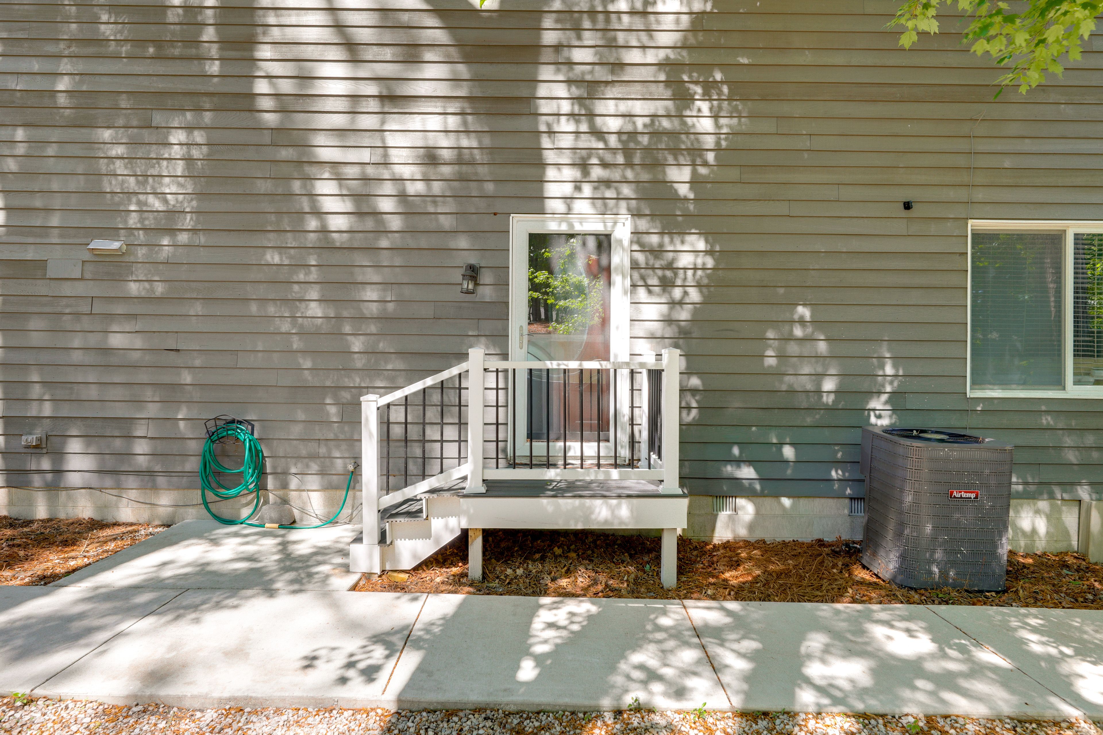Exterior | Entry | Driveway Parking (3 Vehicles) | Street Parking