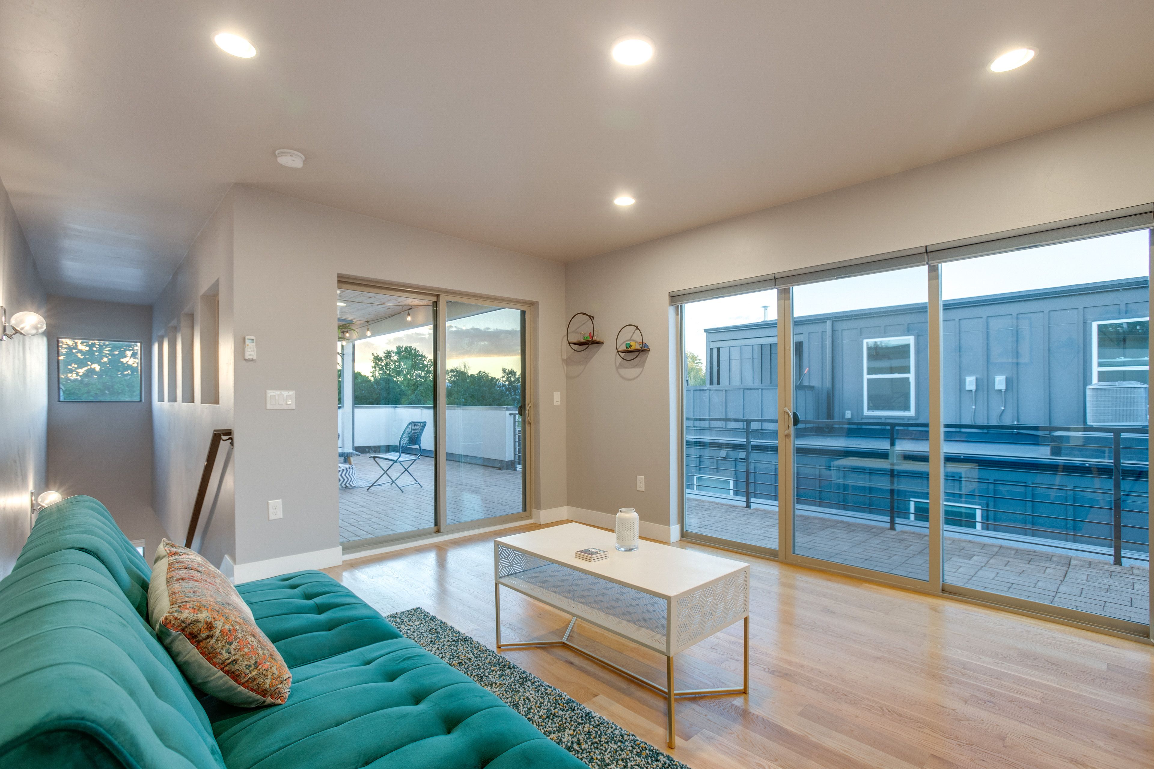 Lounge Area | Top Floor