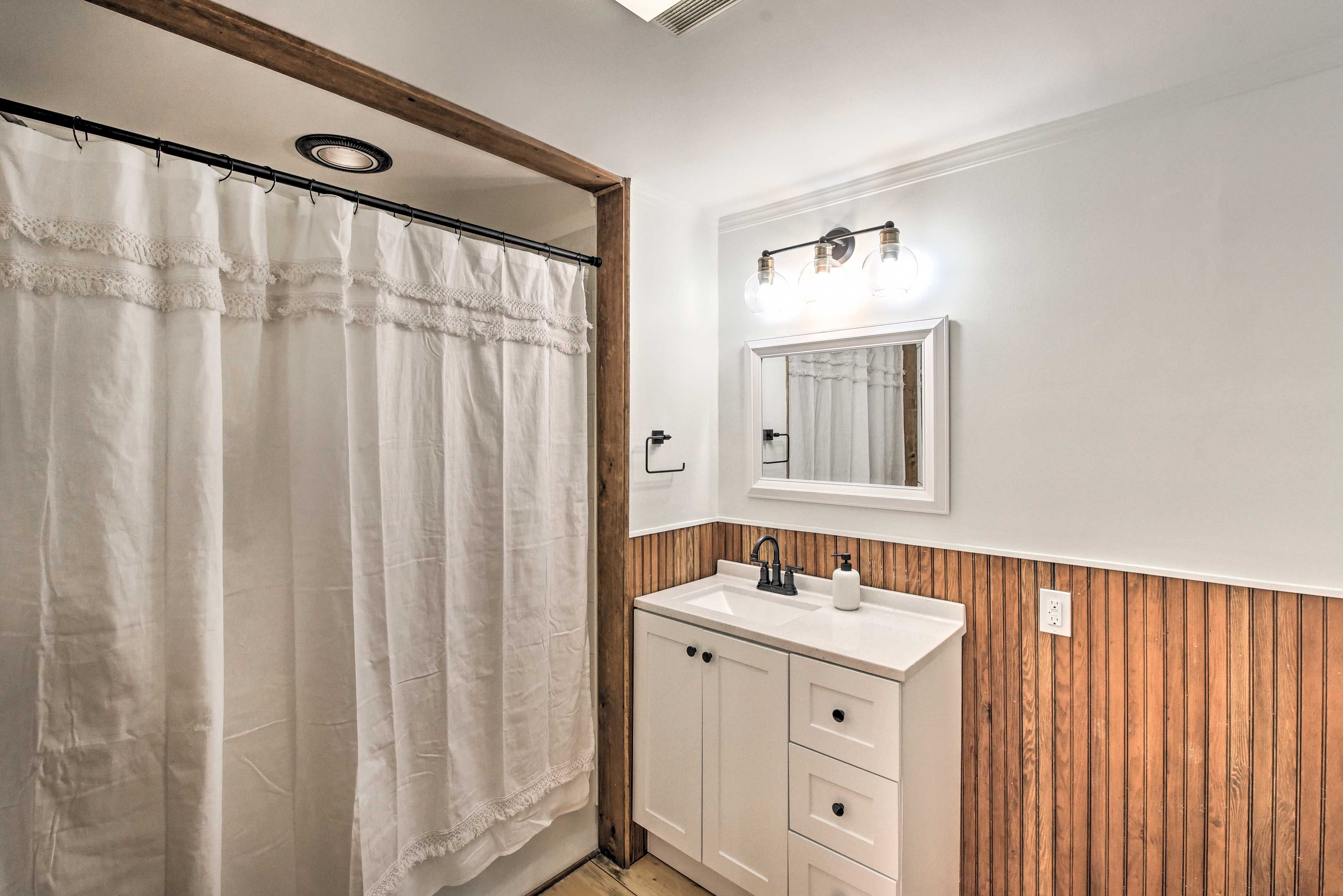 Bathroom | Complimentary Toiletries