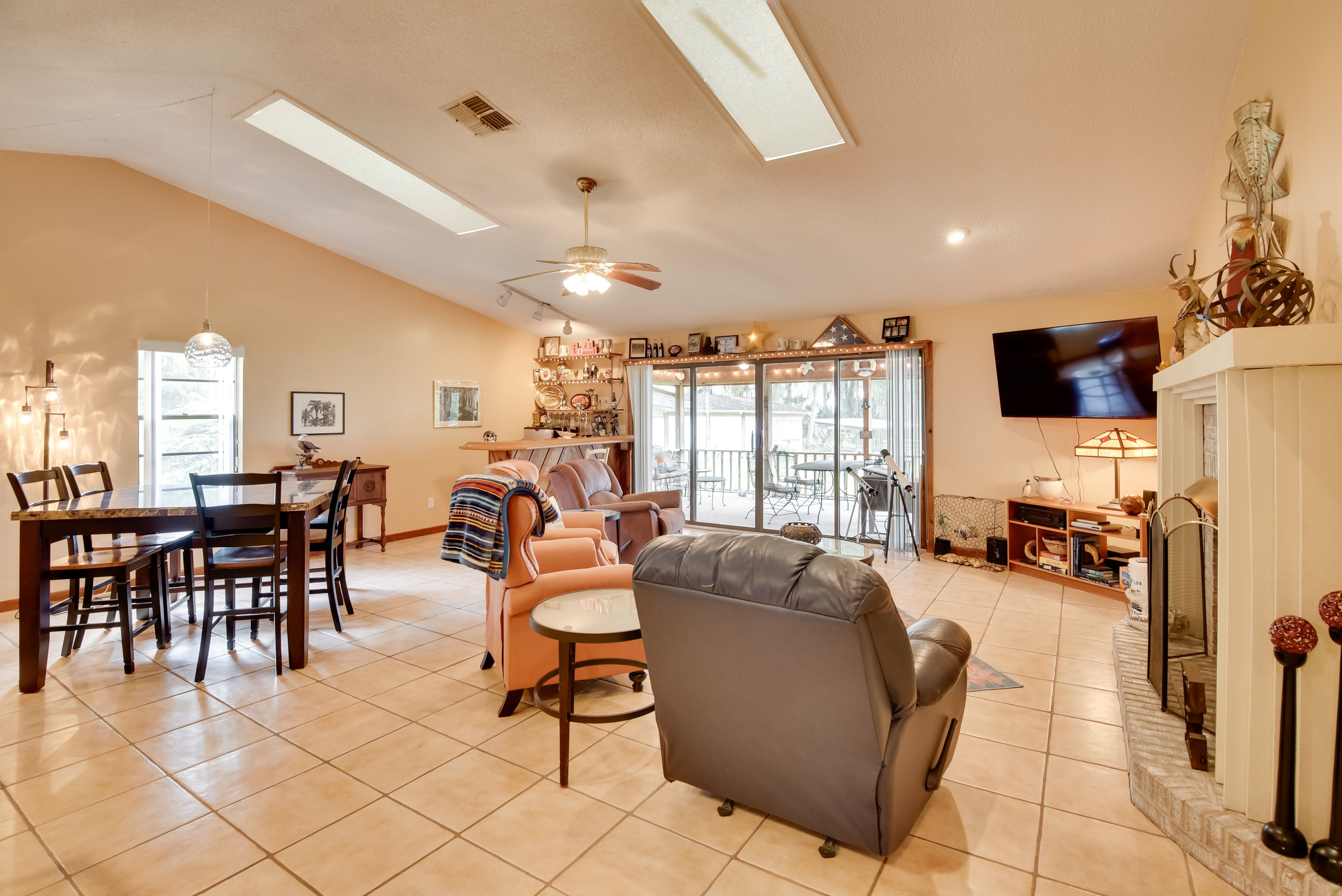 Living Room | Central Heat & A/C | Free WiFi