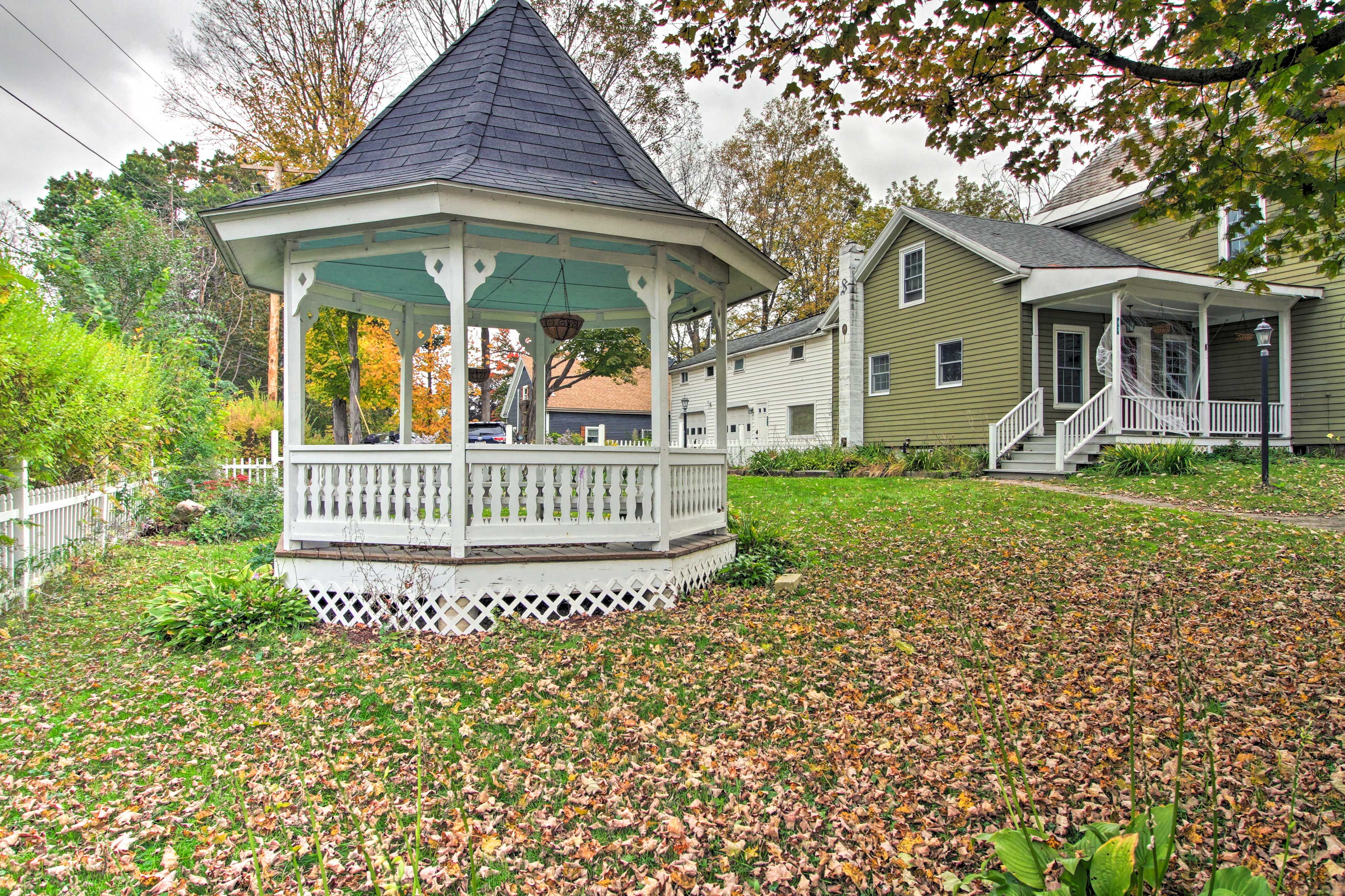 Unit Exterior | Homeowner On-Site