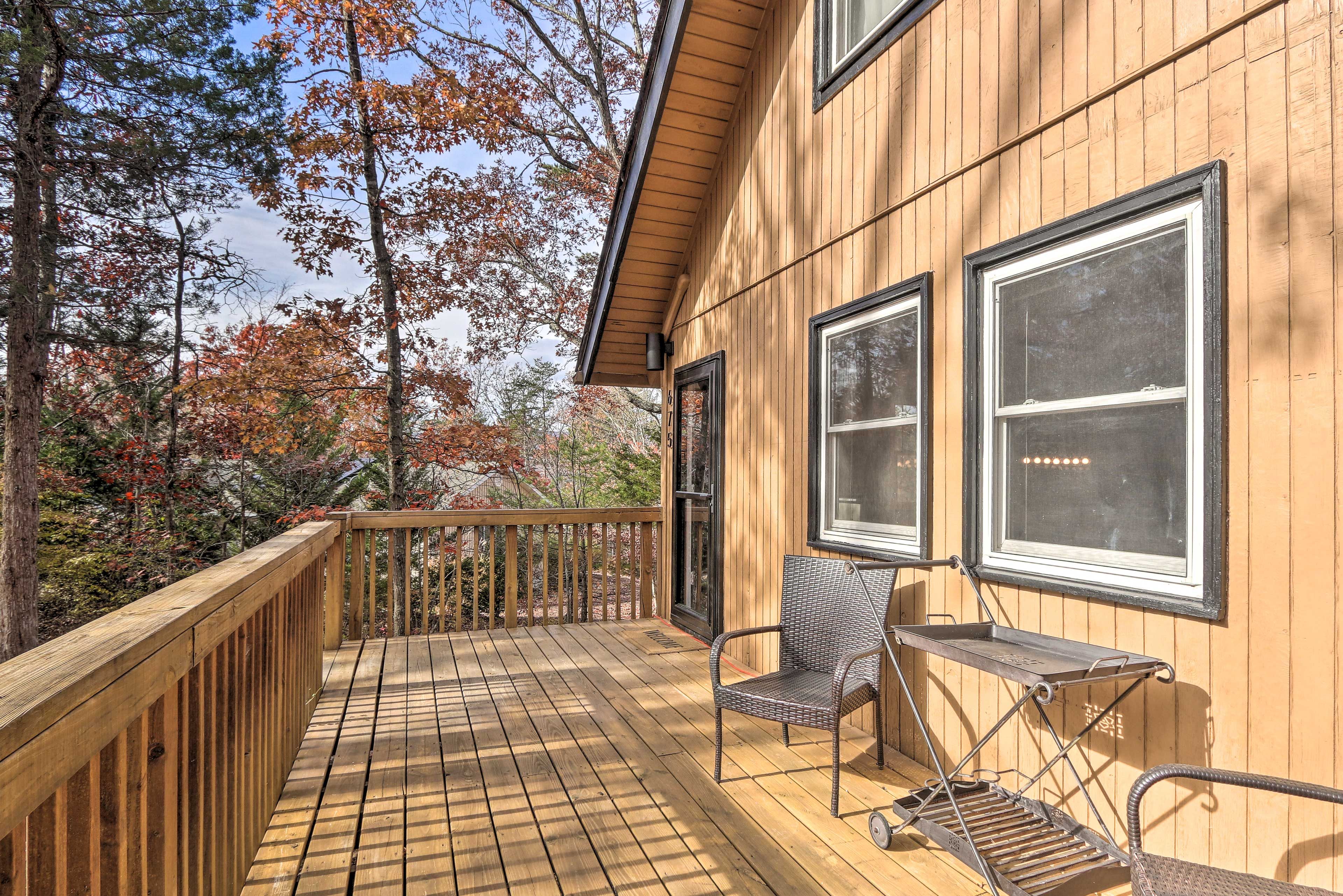 Private Deck | Front Entrance