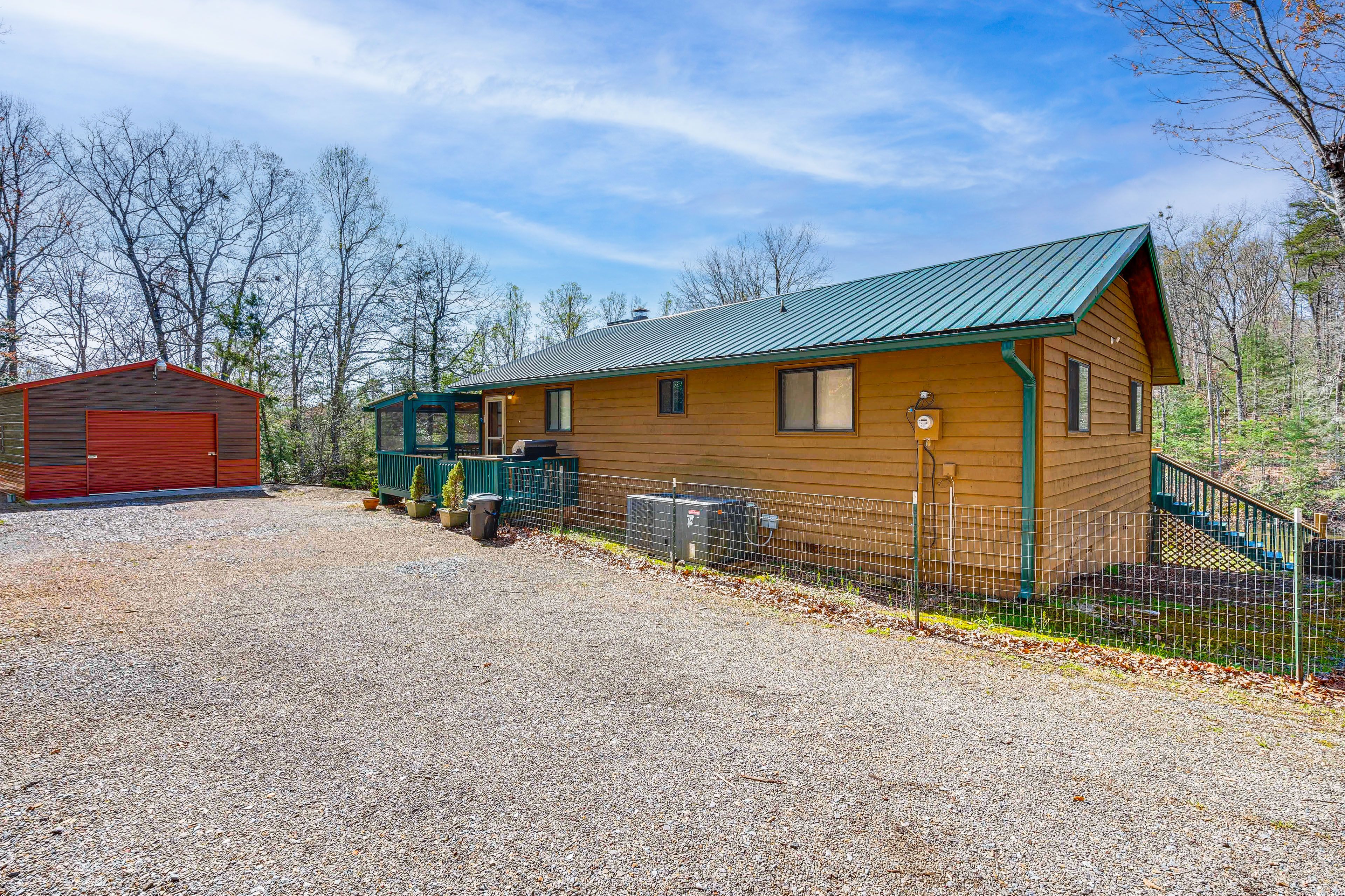 Parking | Driveway (4 Vehicles) | RV/Trailer/Boat Parking Allowed On-Site
