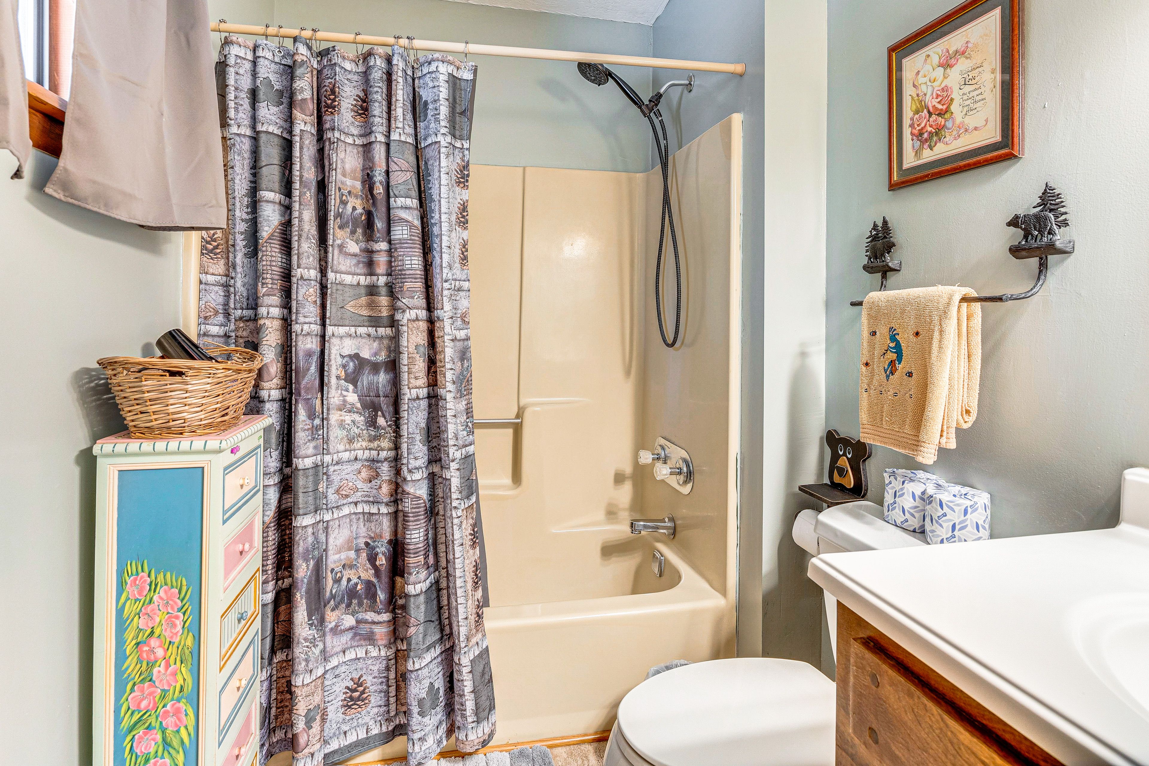 Full Bathroom