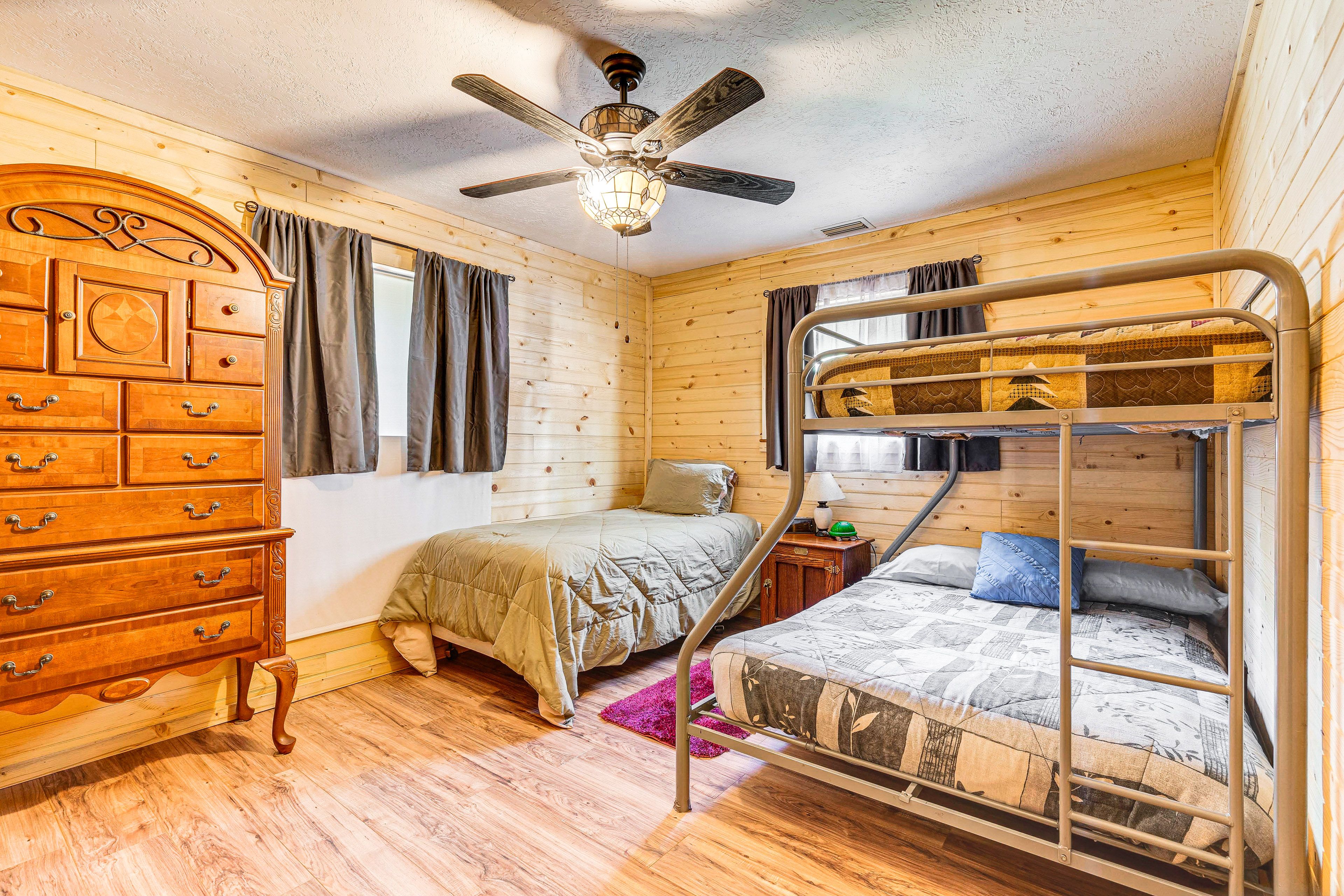 Bedroom 2 | Full Bed | Twin Bunk Bed