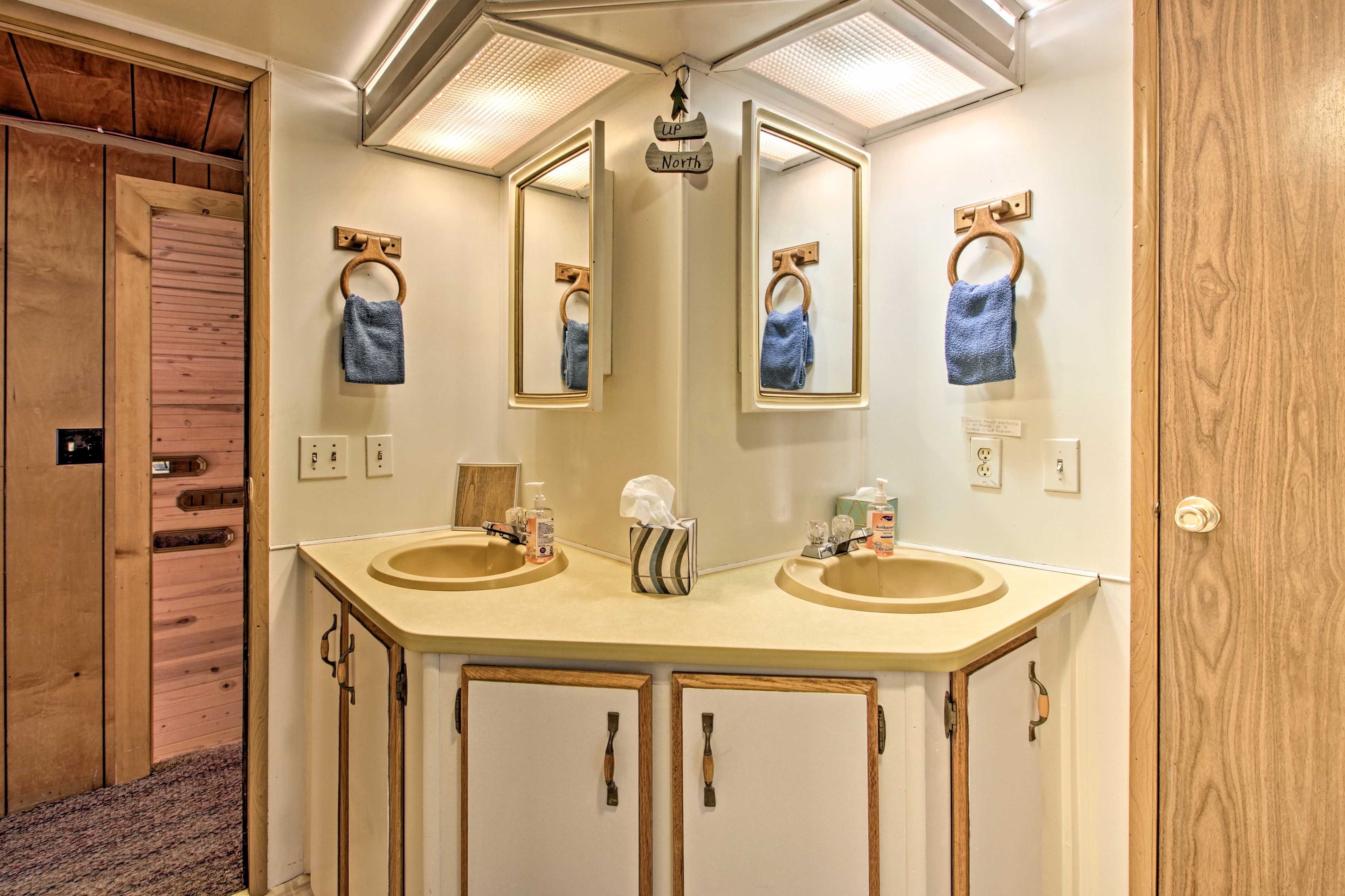 Full Bathroom