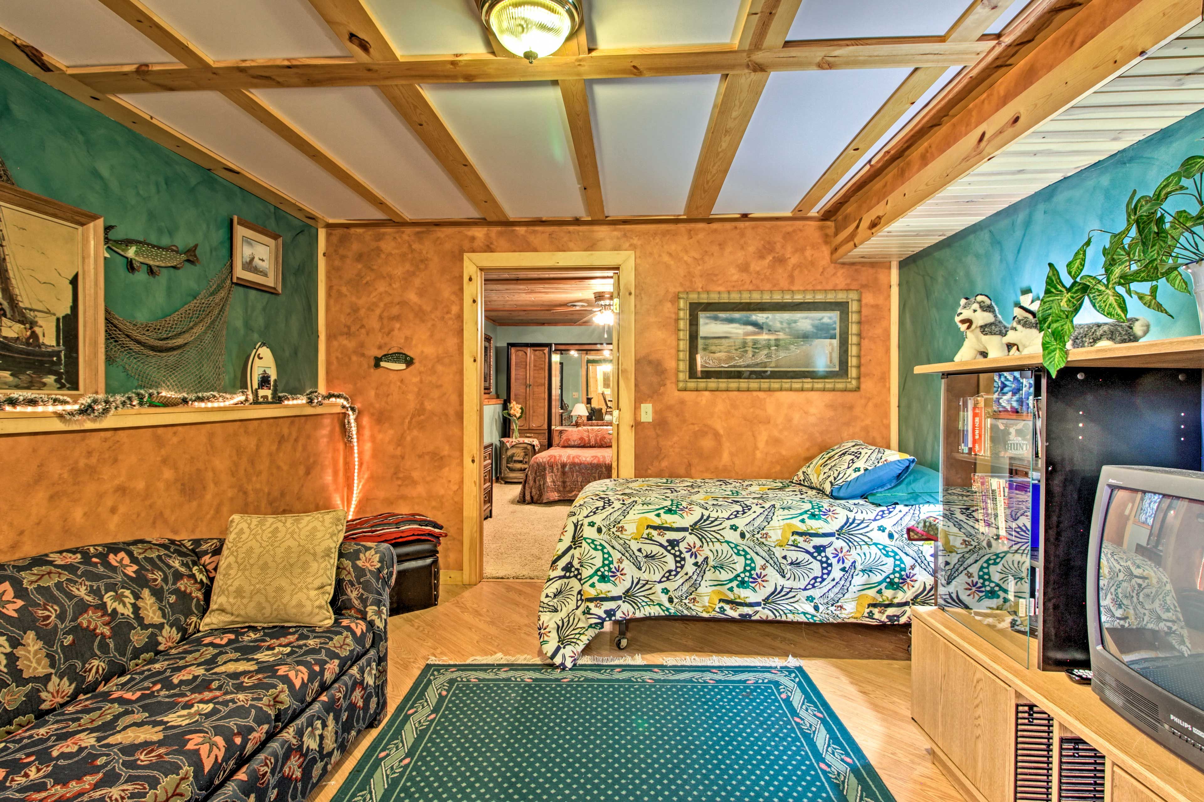 Living Room | Twin Bed