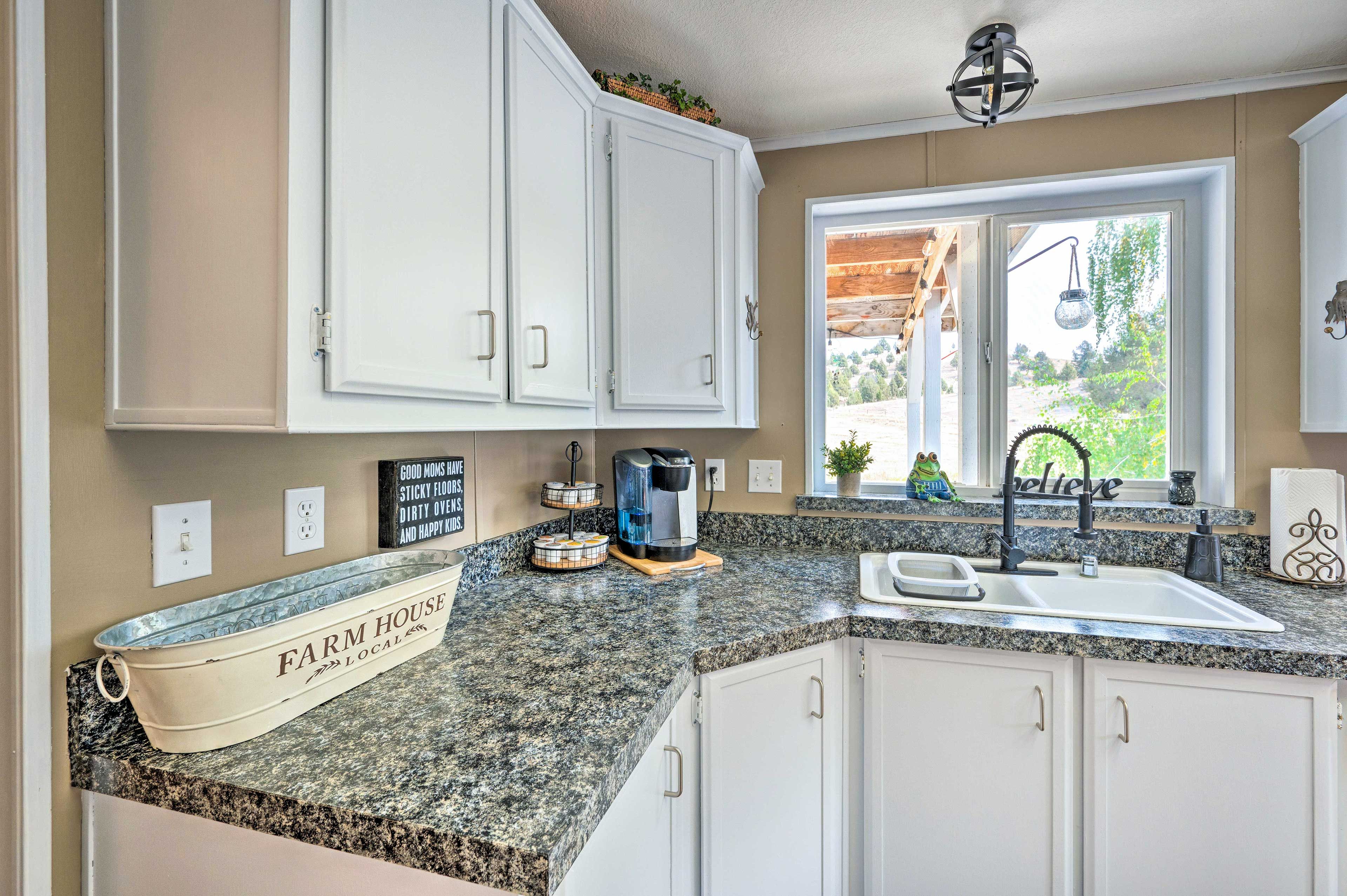 Fully Equipped Kitchen | Keurig Coffee Maker