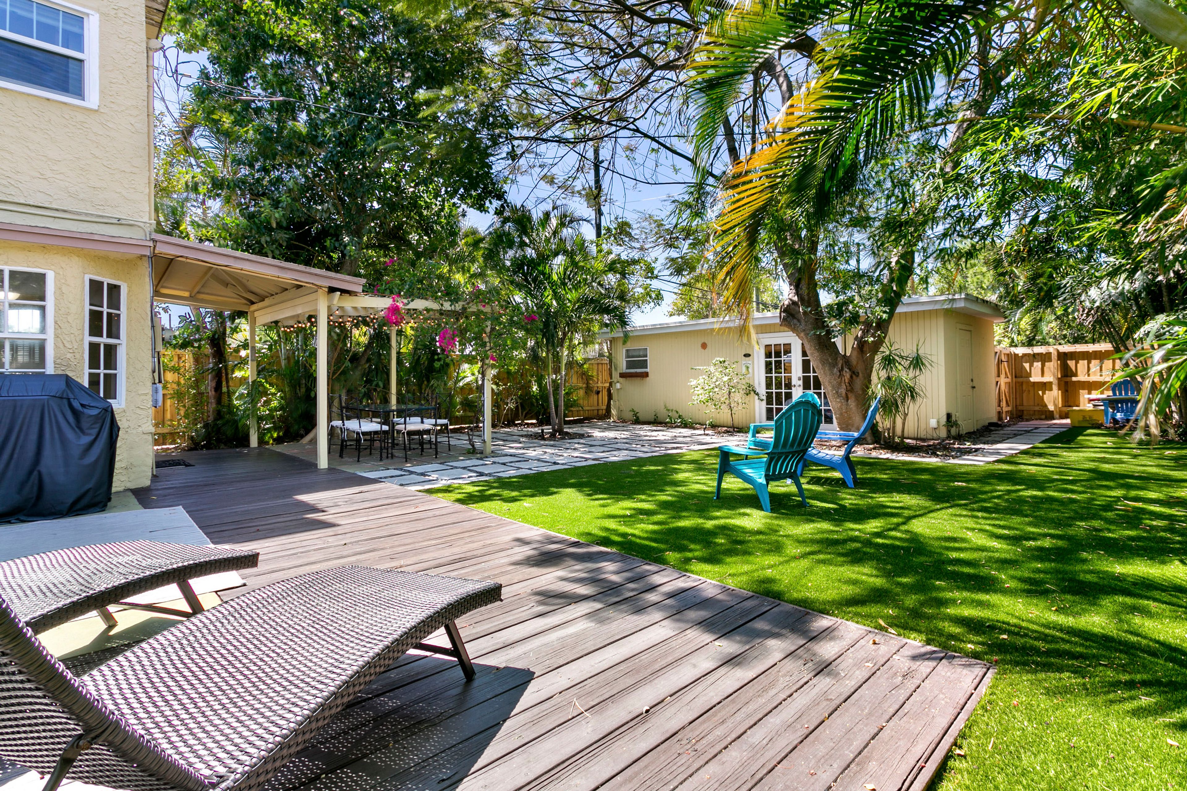 Separate Cottage Available to Guests | Access to Bedroom 4