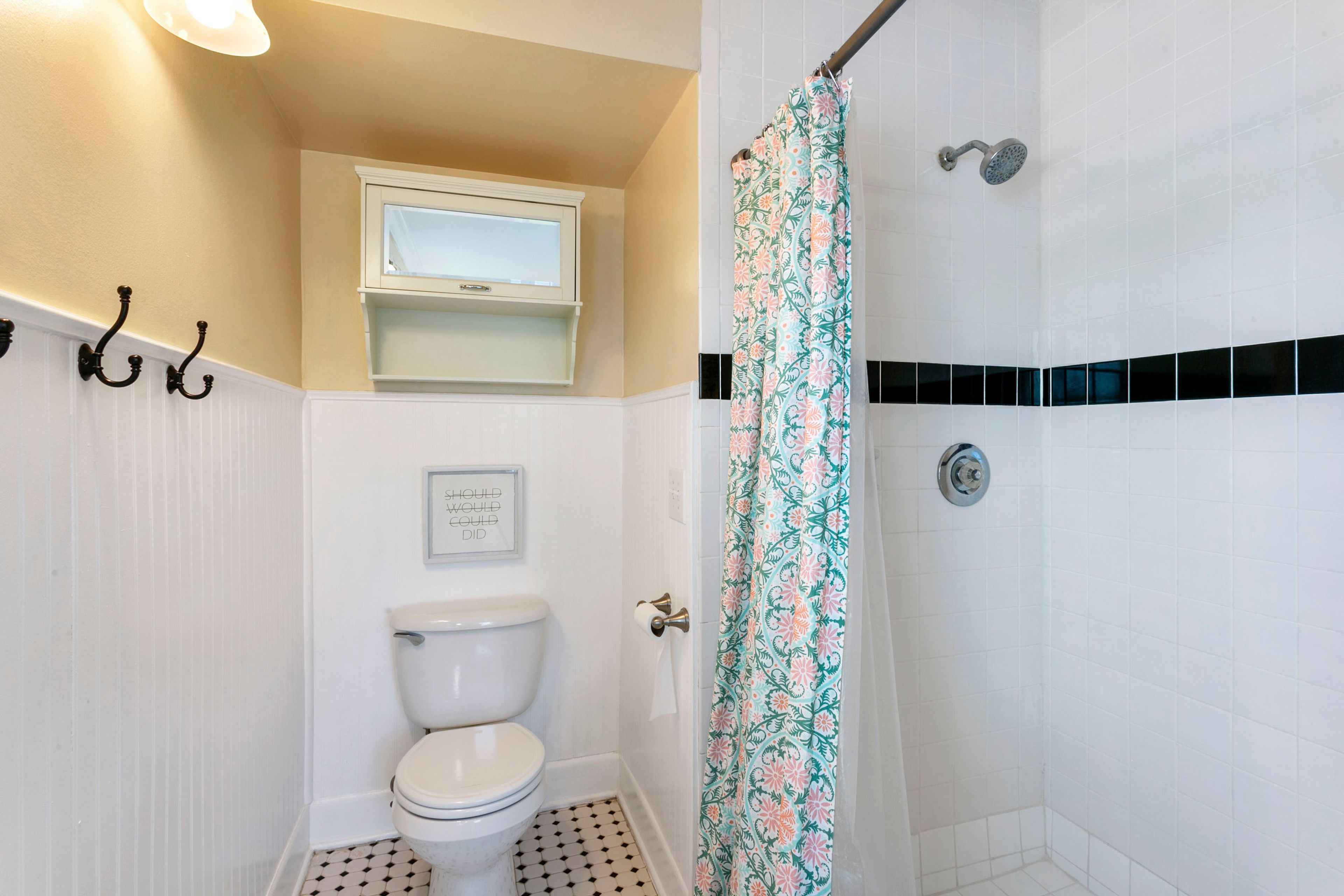 Full Bathroom | Access via Bedroom 3
