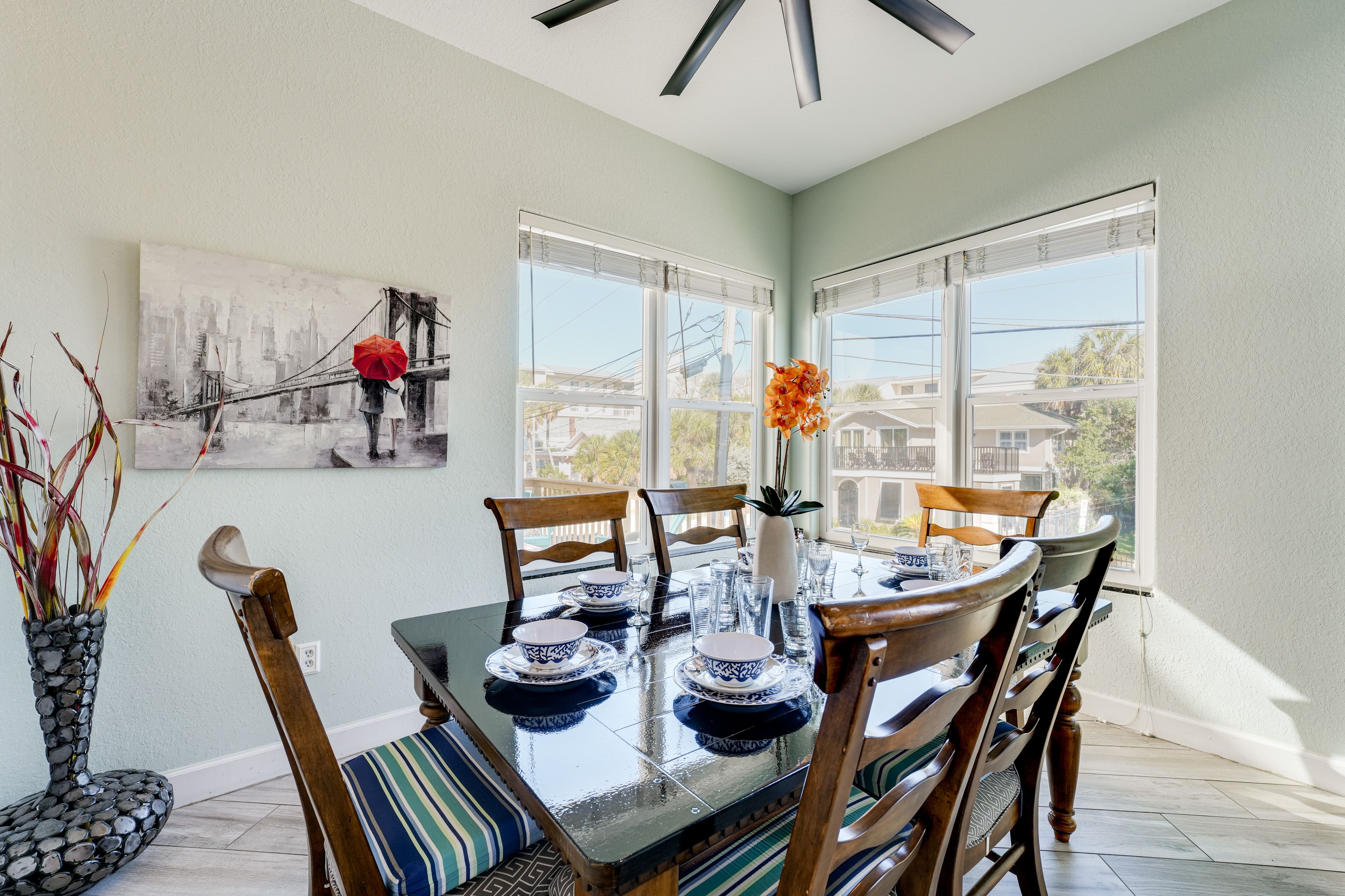 Dining Room | Dishware/Flatware Provided