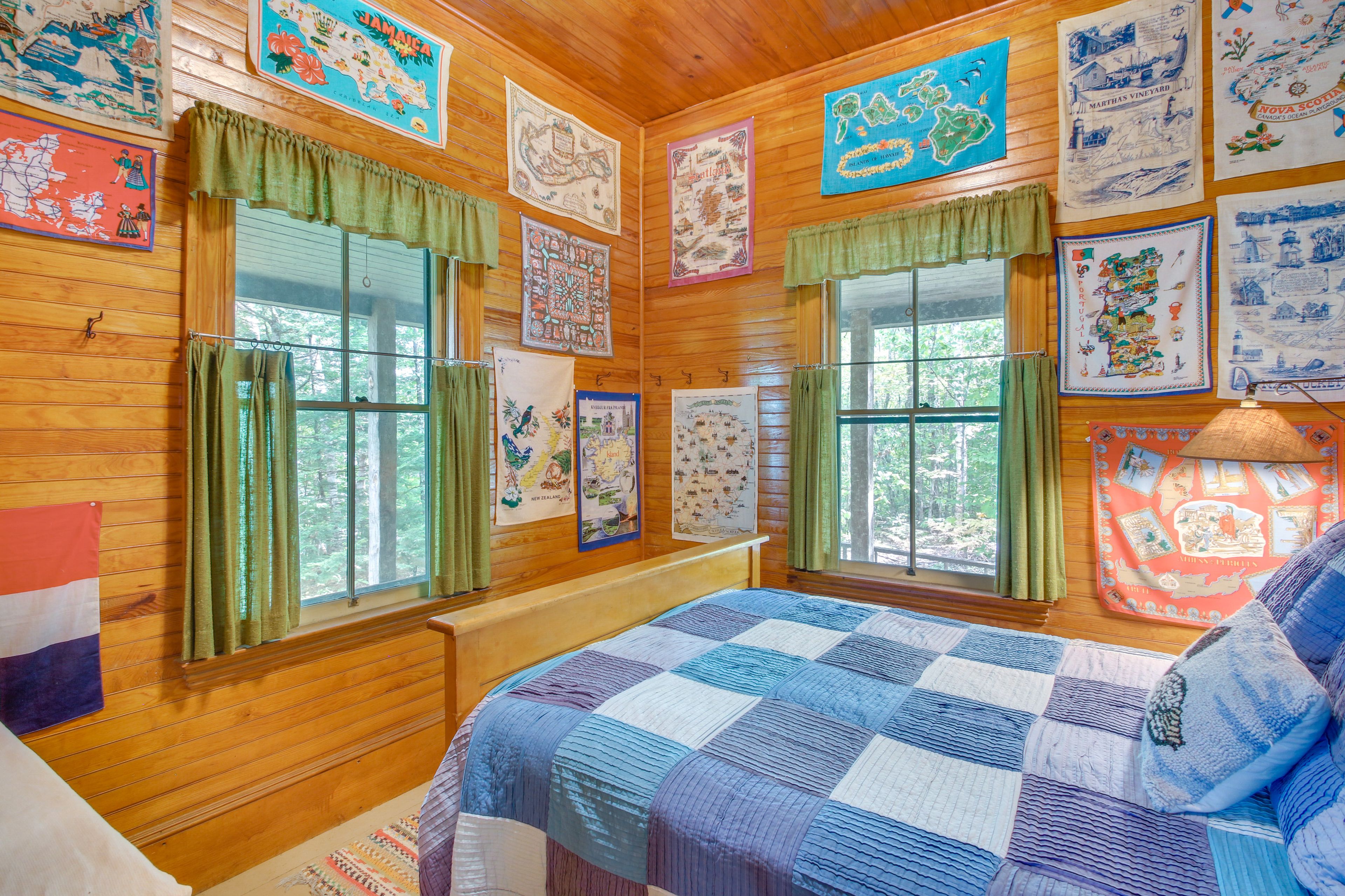 Bedroom 3 (Cottage 2) | Full Bed