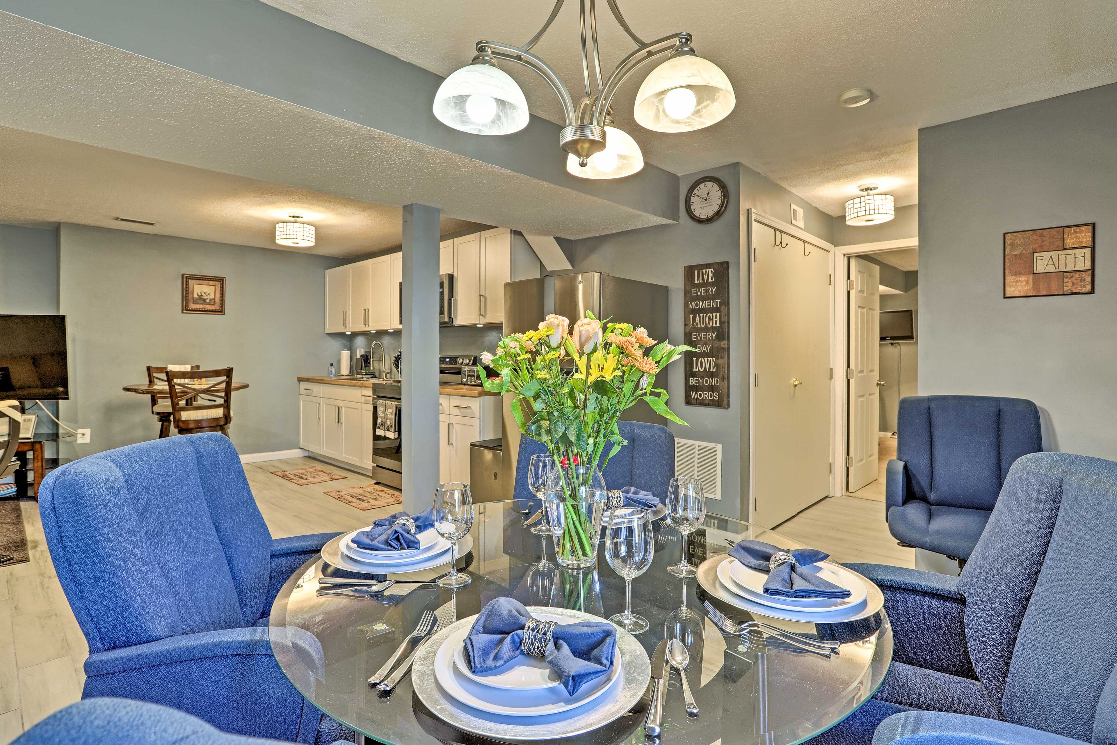 Woodbridge Vacation Rental | 1BR | 1BA | 800 Sq Ft | Exterior Stairs Required