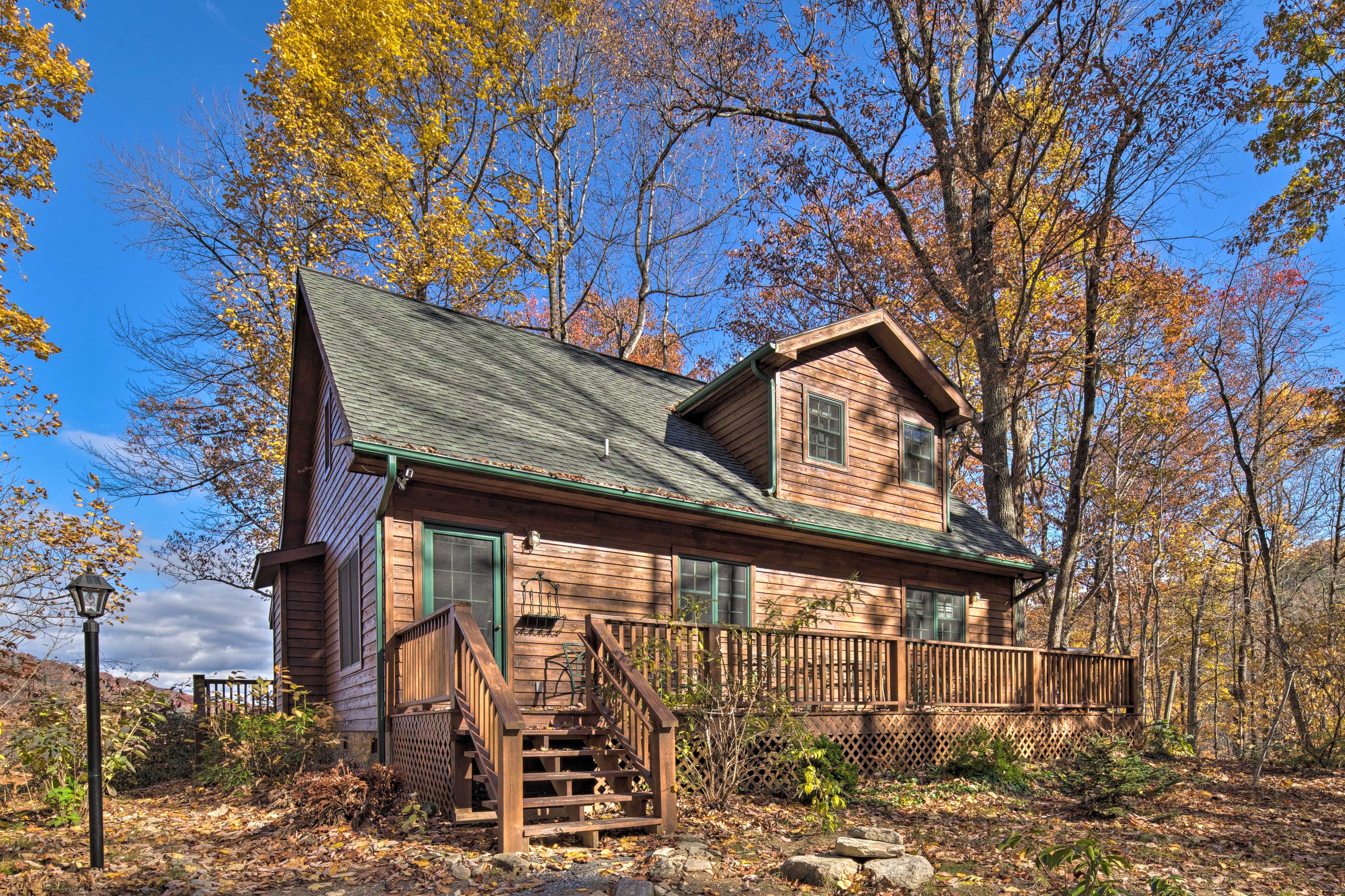 Hendersonville Vacation Rental | 3BR | 2BA | Stairs Required For Access