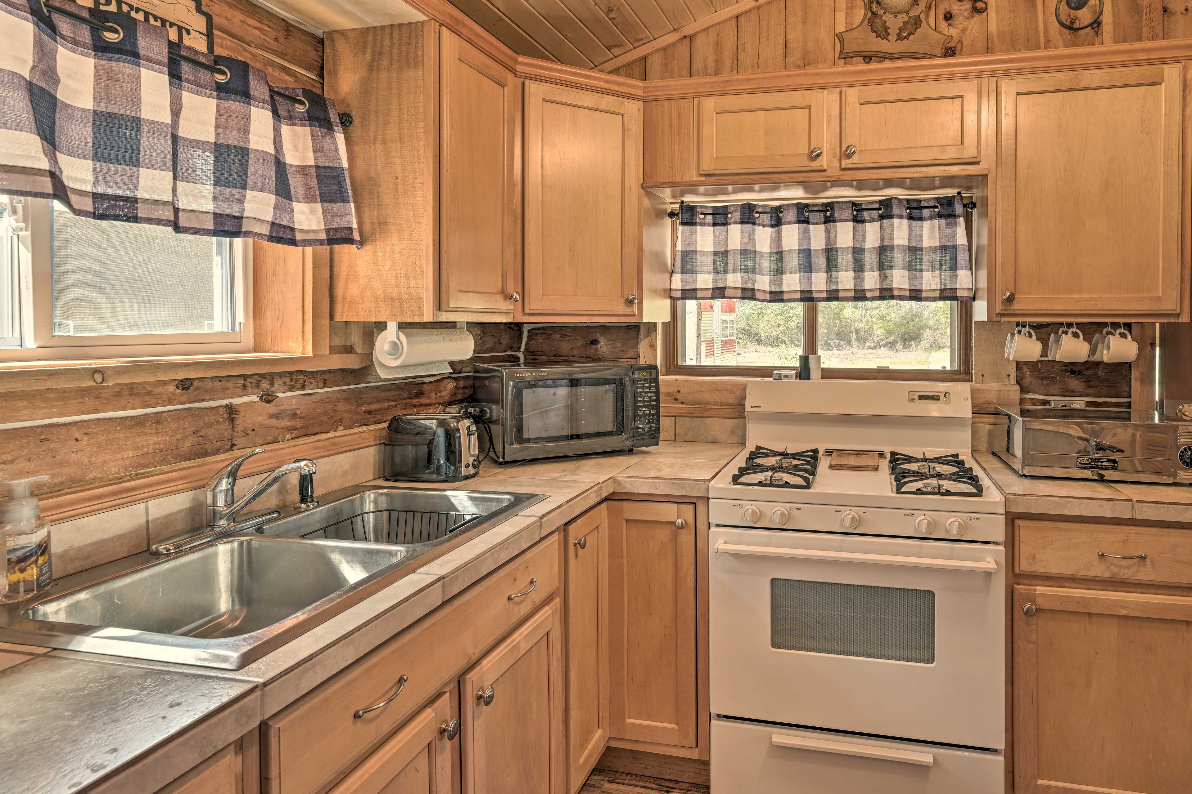 Well-Equipped Kitchen