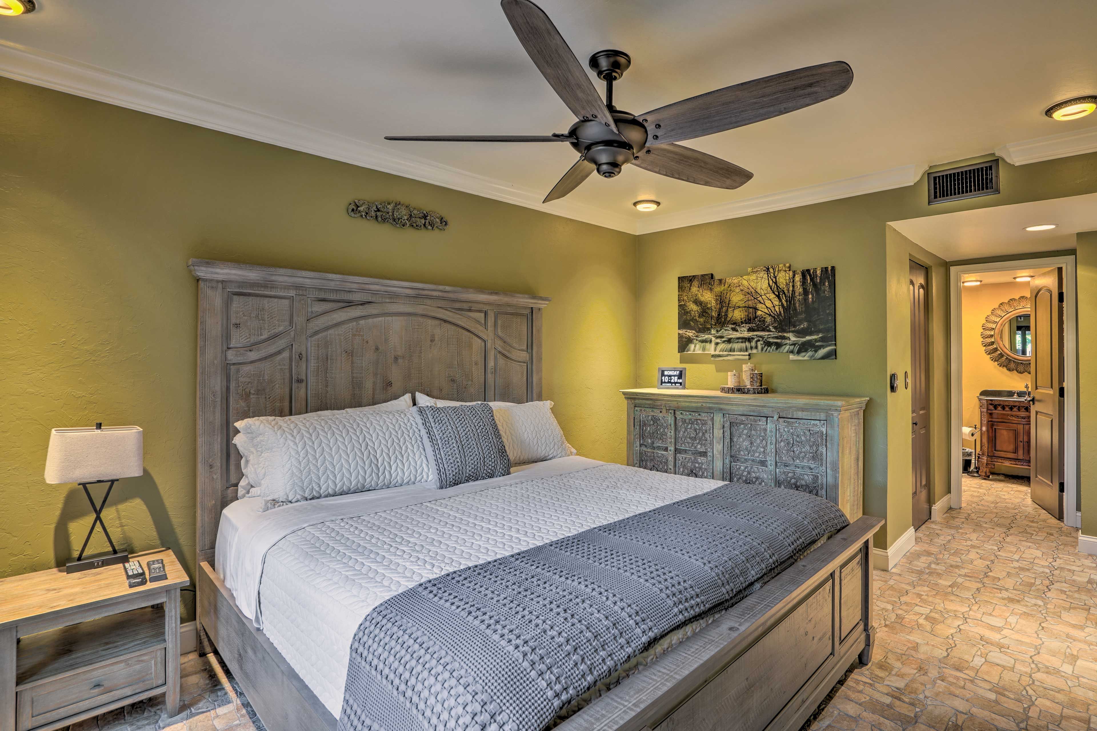 Bedroom 1 | Linens Provided