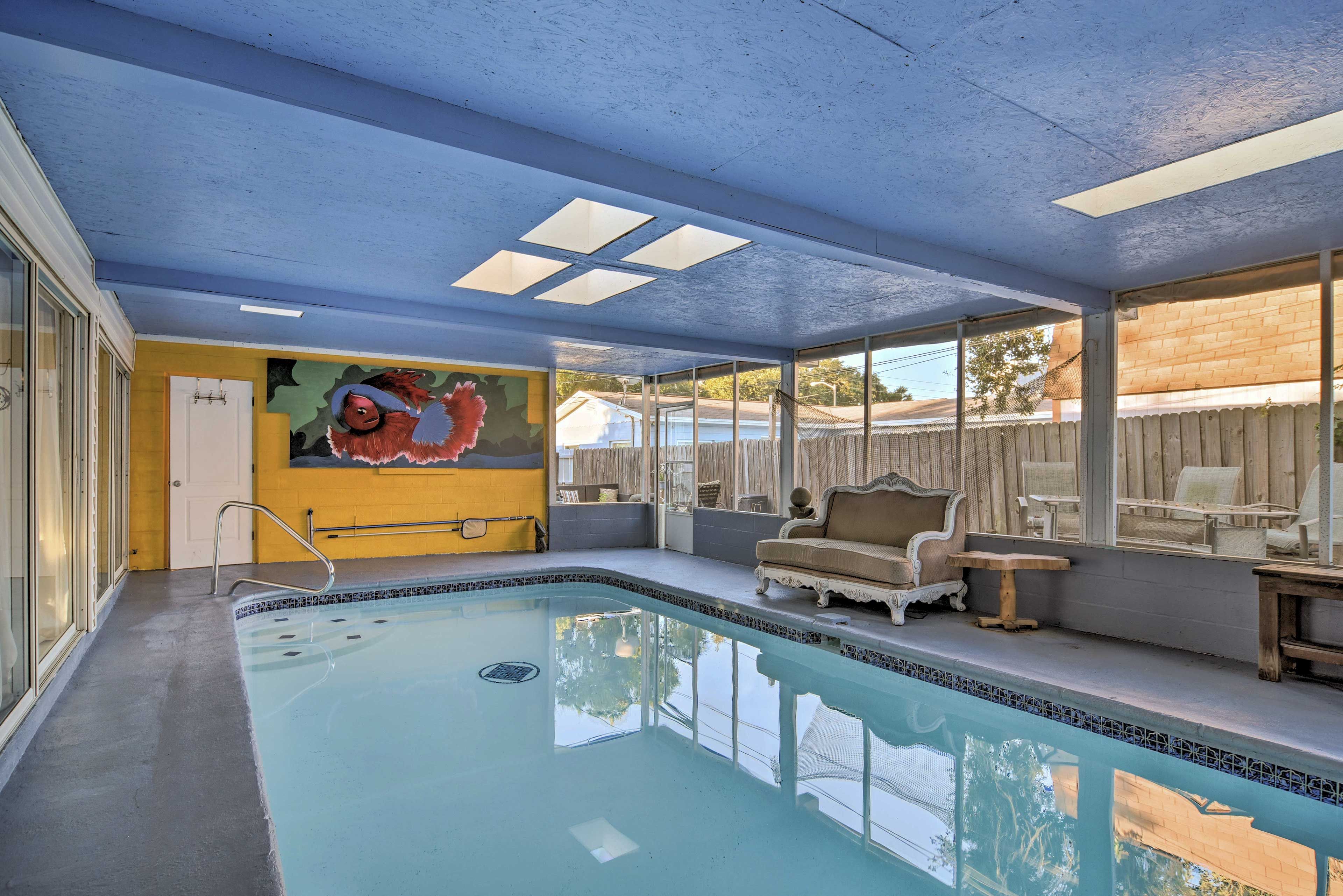 St. Petersburg Vacation Rental | 2BR | 1BA | 1,400 Sq Ft | Step-Free Access