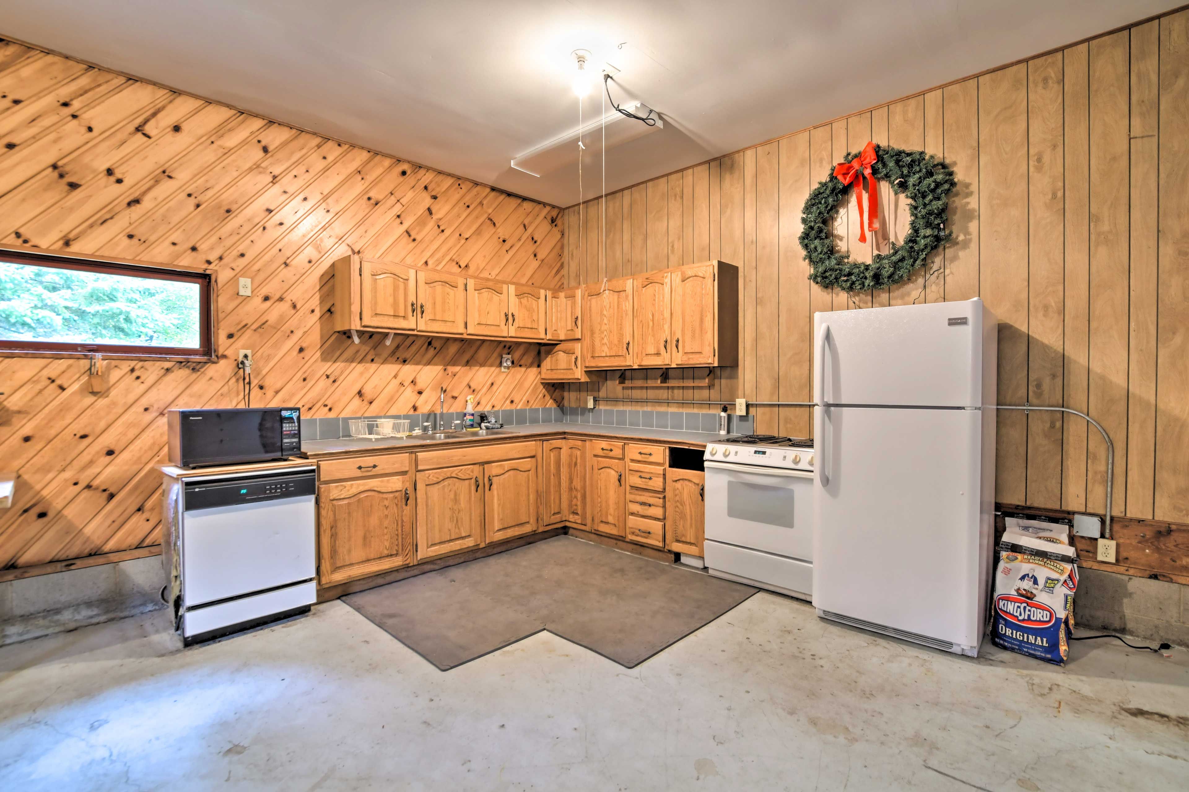 2nd Kitchen | Fully Equipped