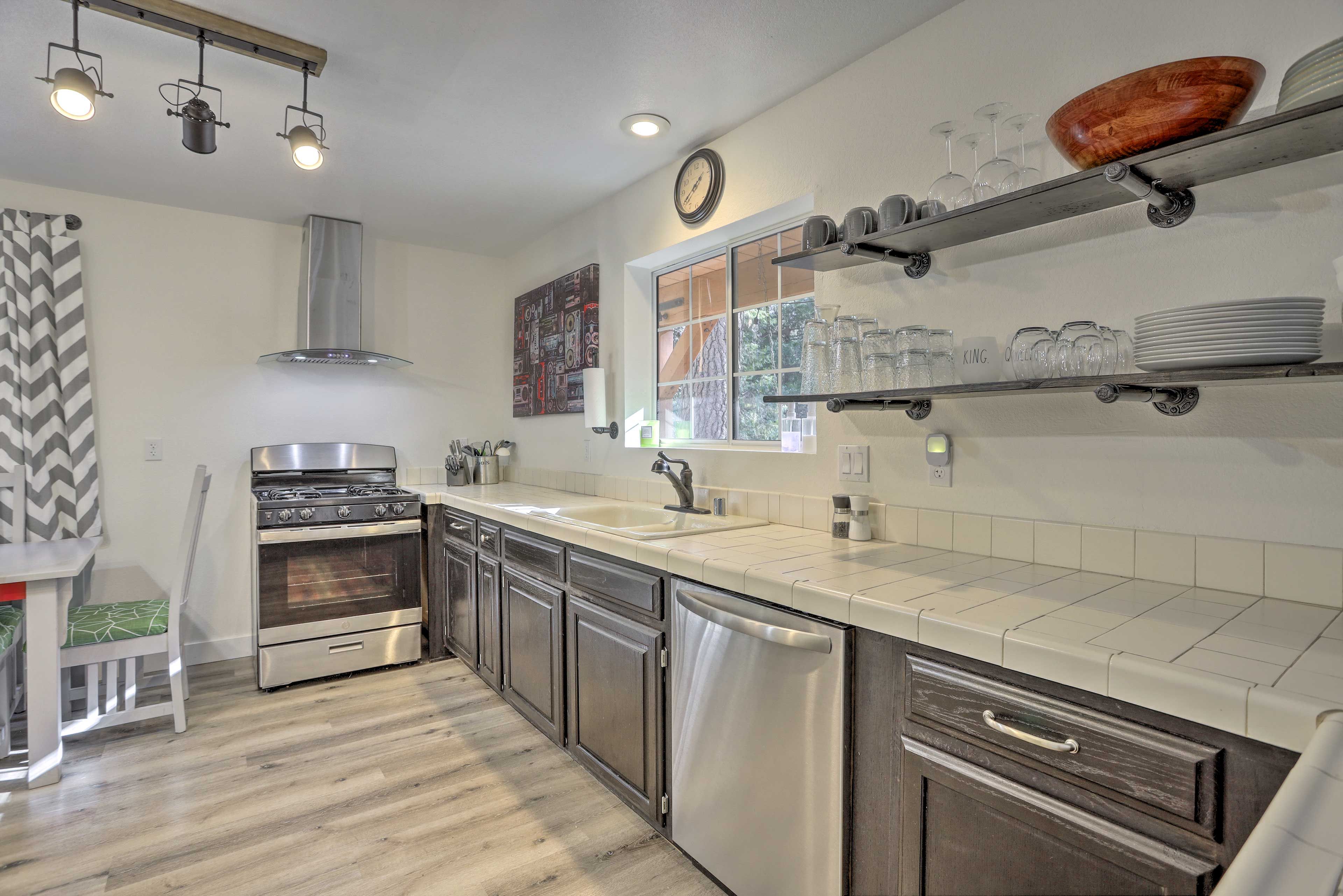 Kitchen | Fully Equipped | Cooking Basics
