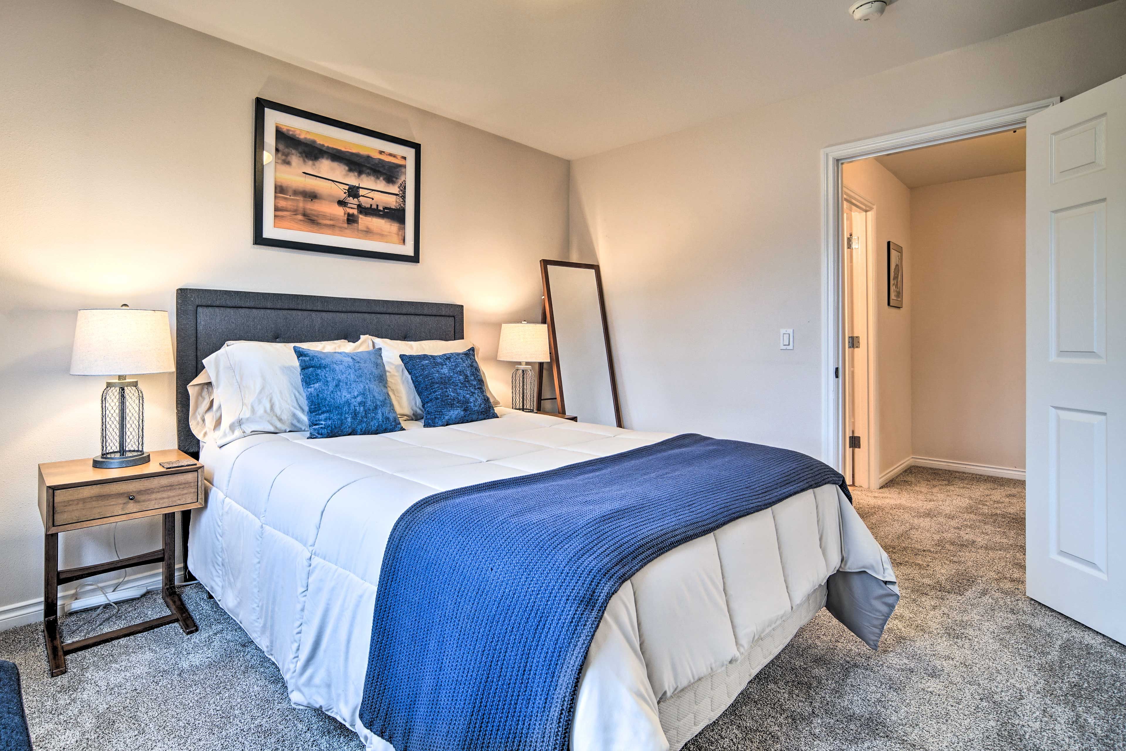 Bedroom 2 | Queen Bed | 3rd Floor | Stairs Required