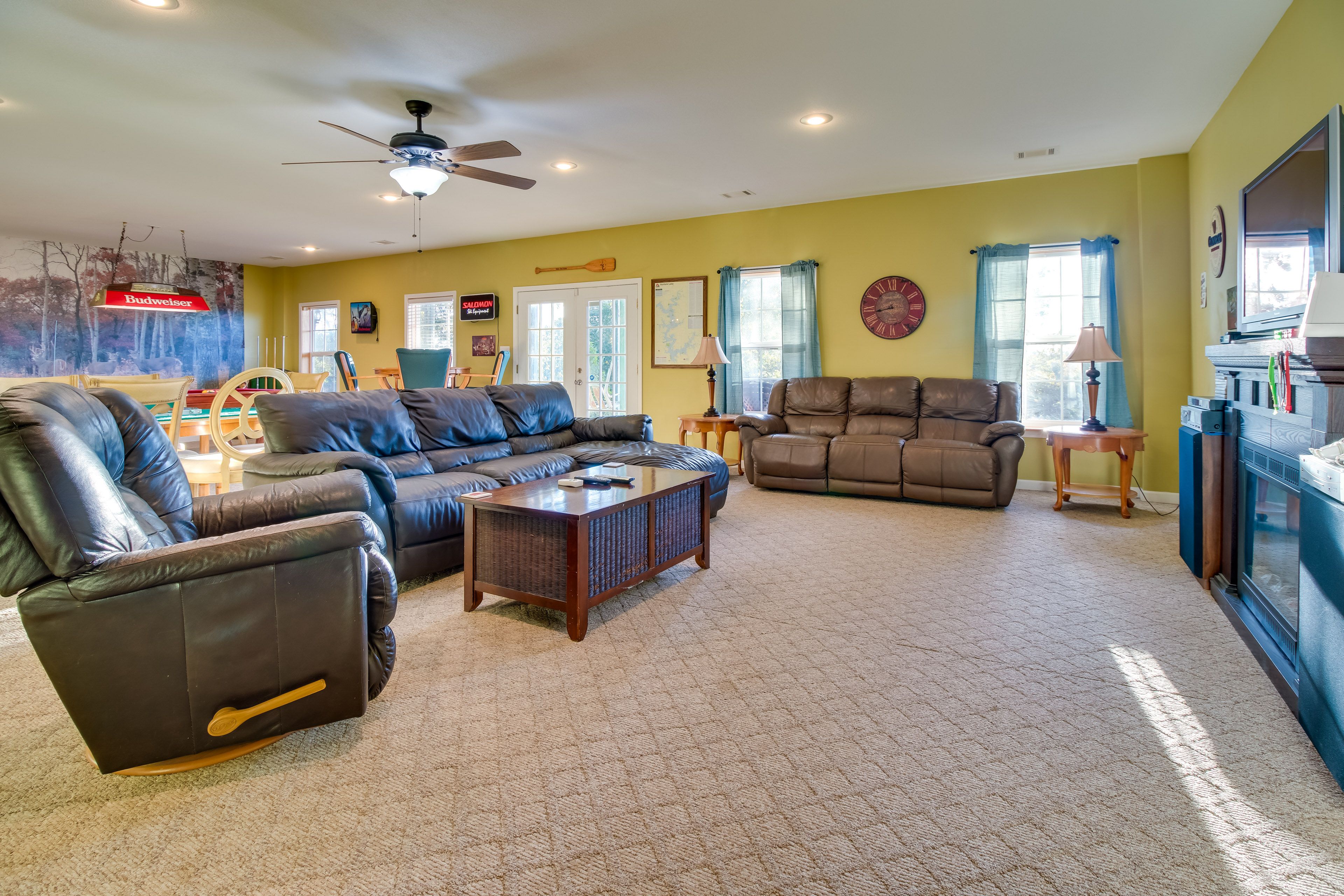Game Room | Lower Level | Sleeper Sofa | Fireplace | Pool Table | TV