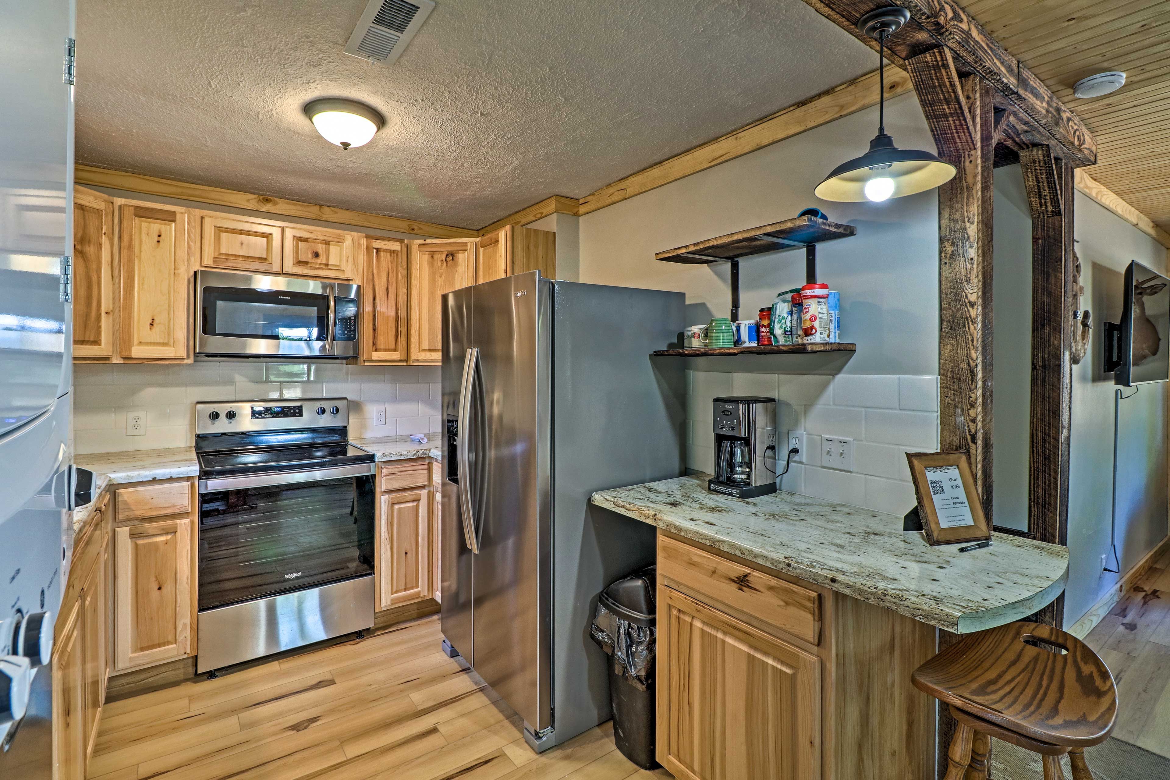 Kitchen | Fully Equipped | New Appliances | Toaster | Blender | Ice Maker