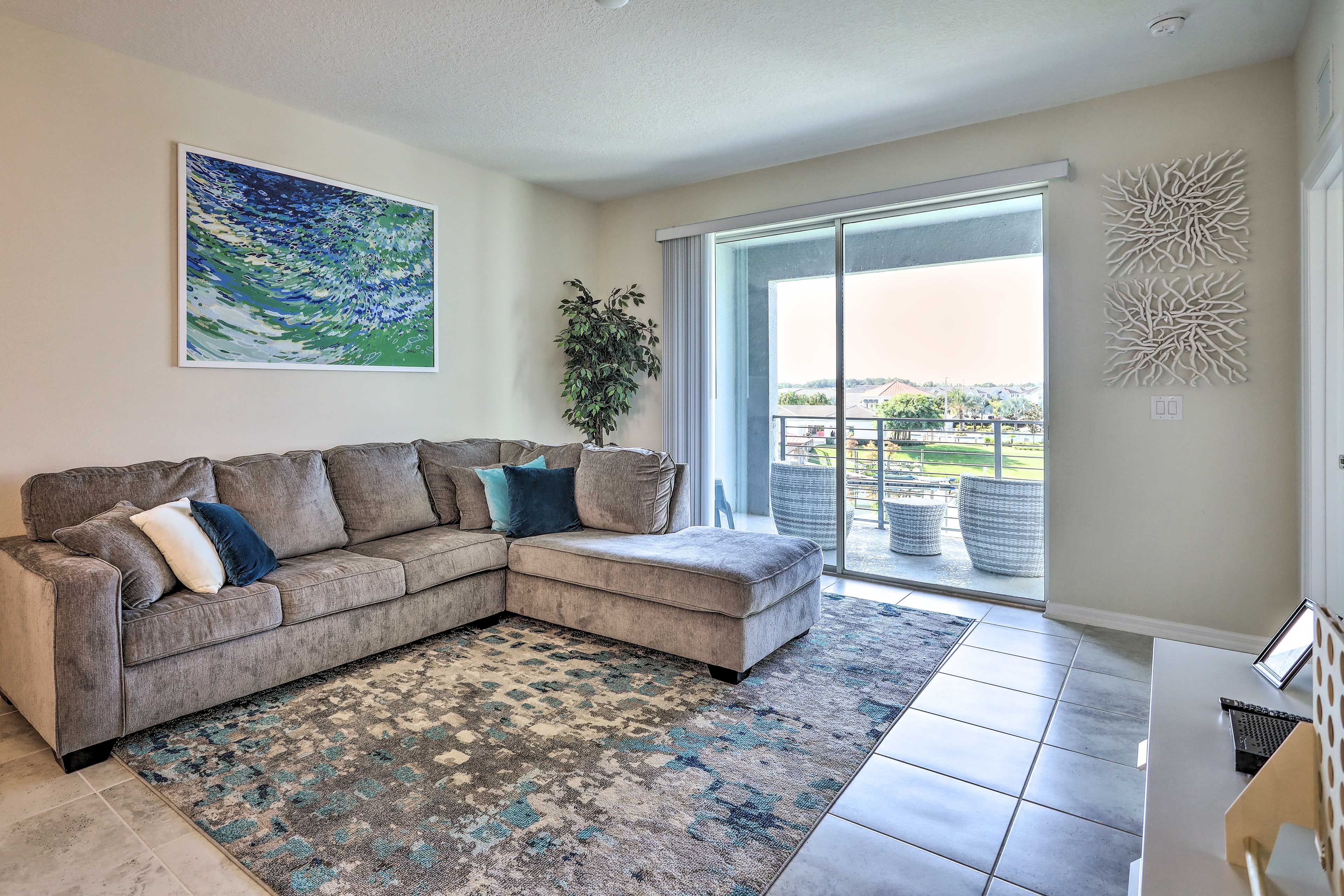 Living Room | Balcony Access