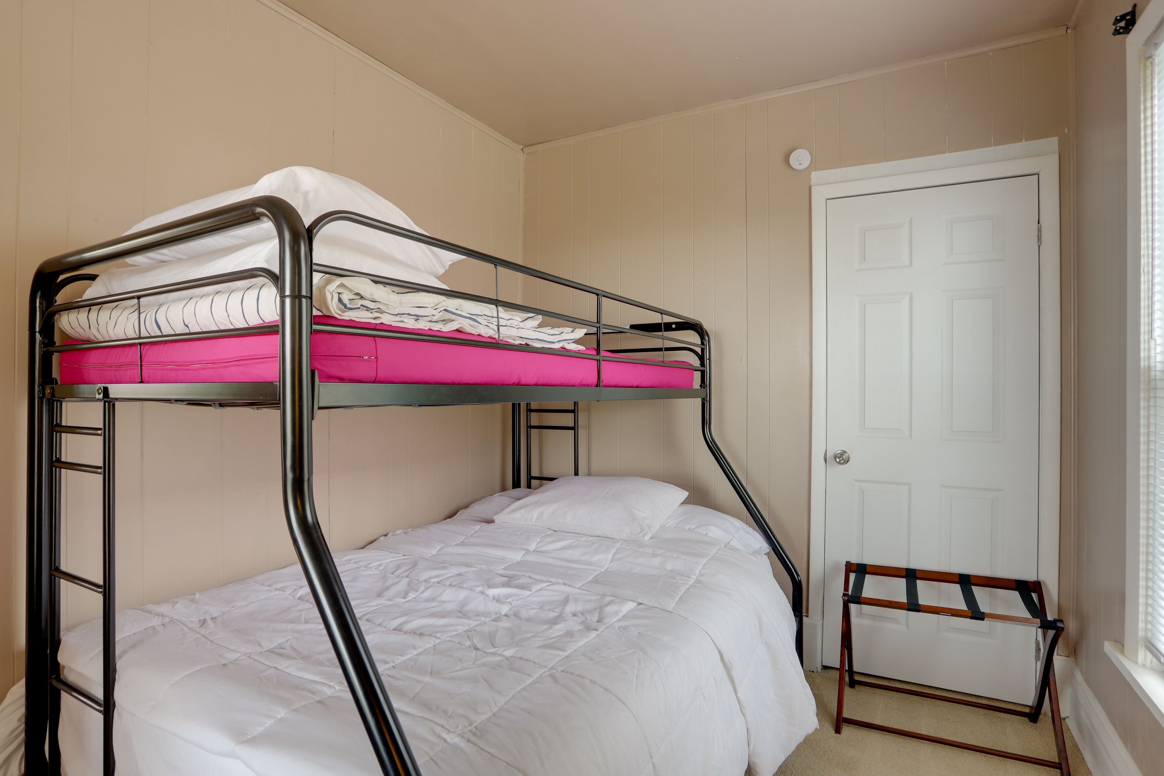 Bedroom 6 | Twin/Full Bunk Bed | 1st Floor