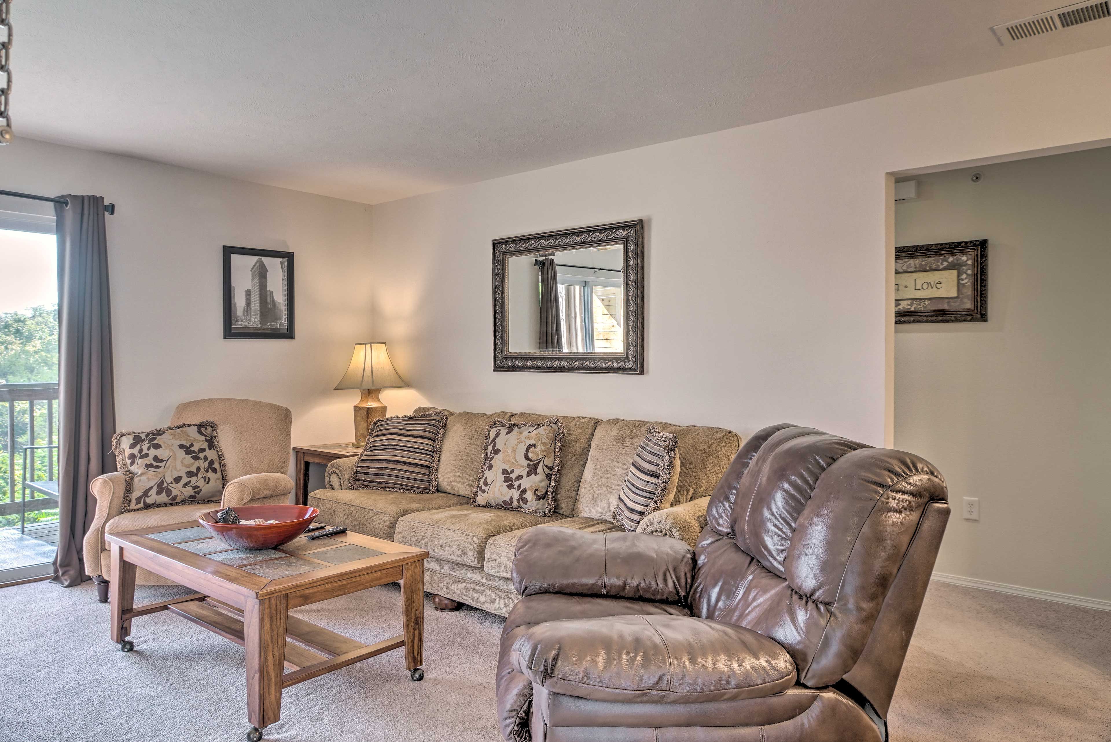 Living Room | Free WiFi