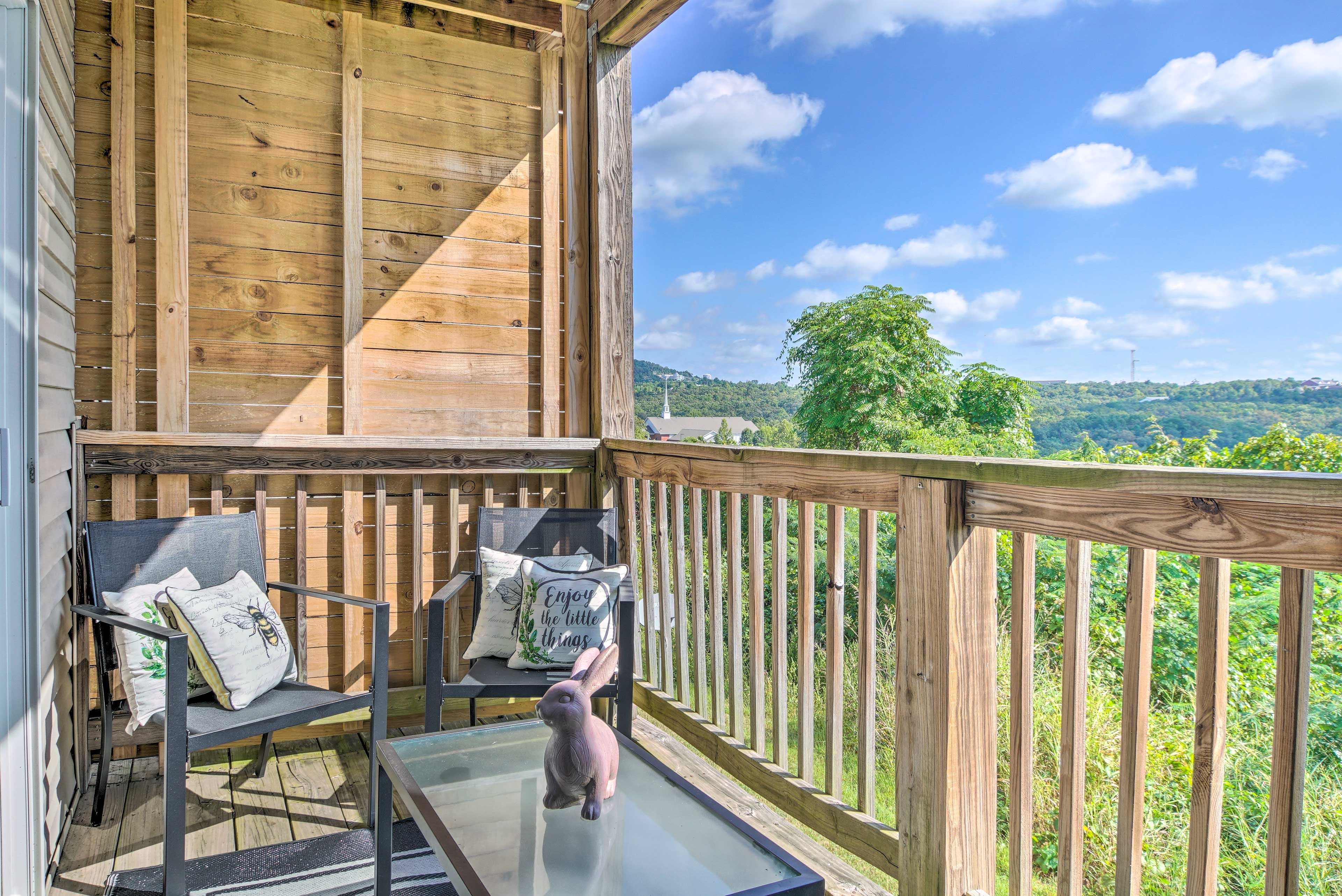 Private Balcony w/ Mountain Views
