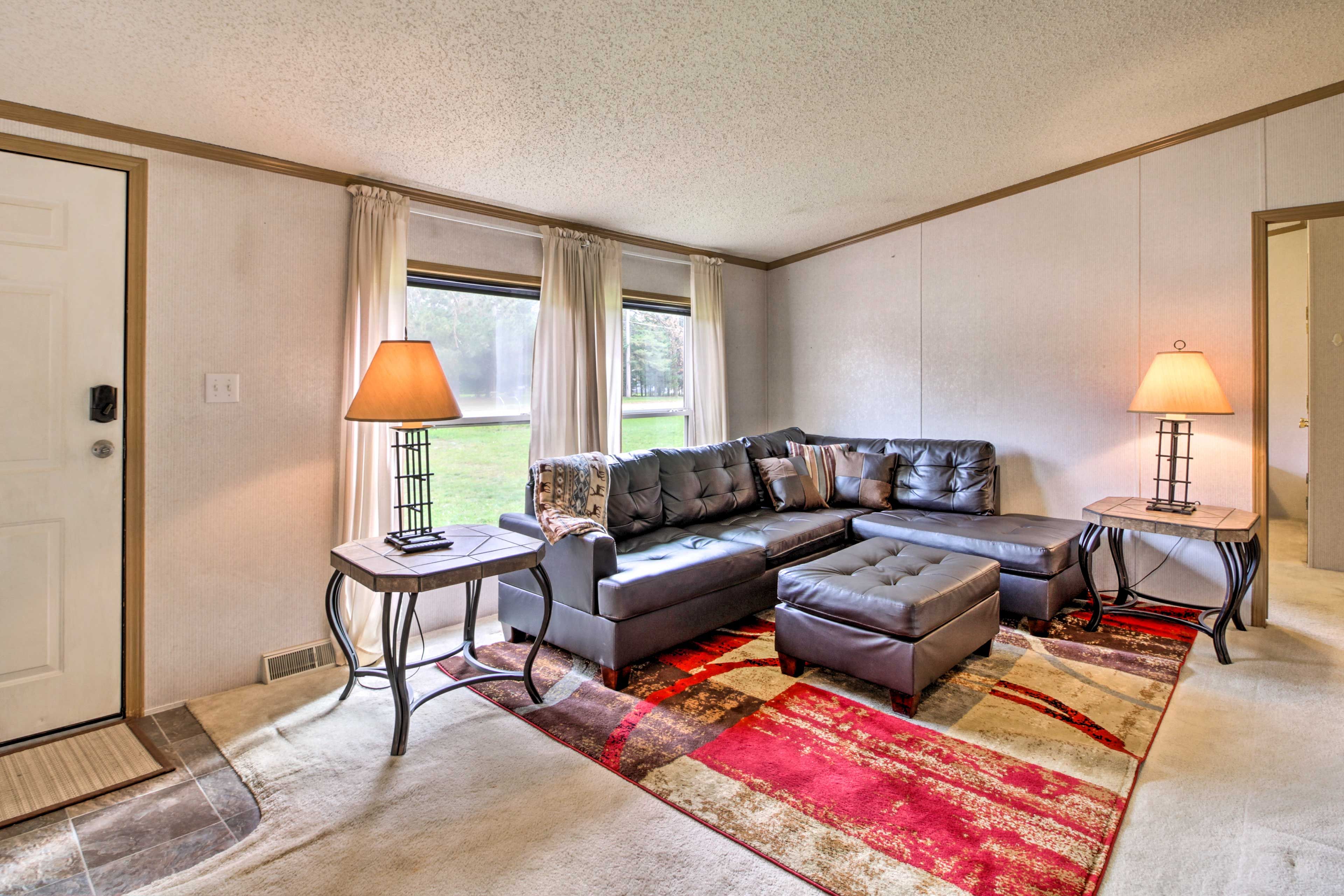 Living Room & Front Entrance