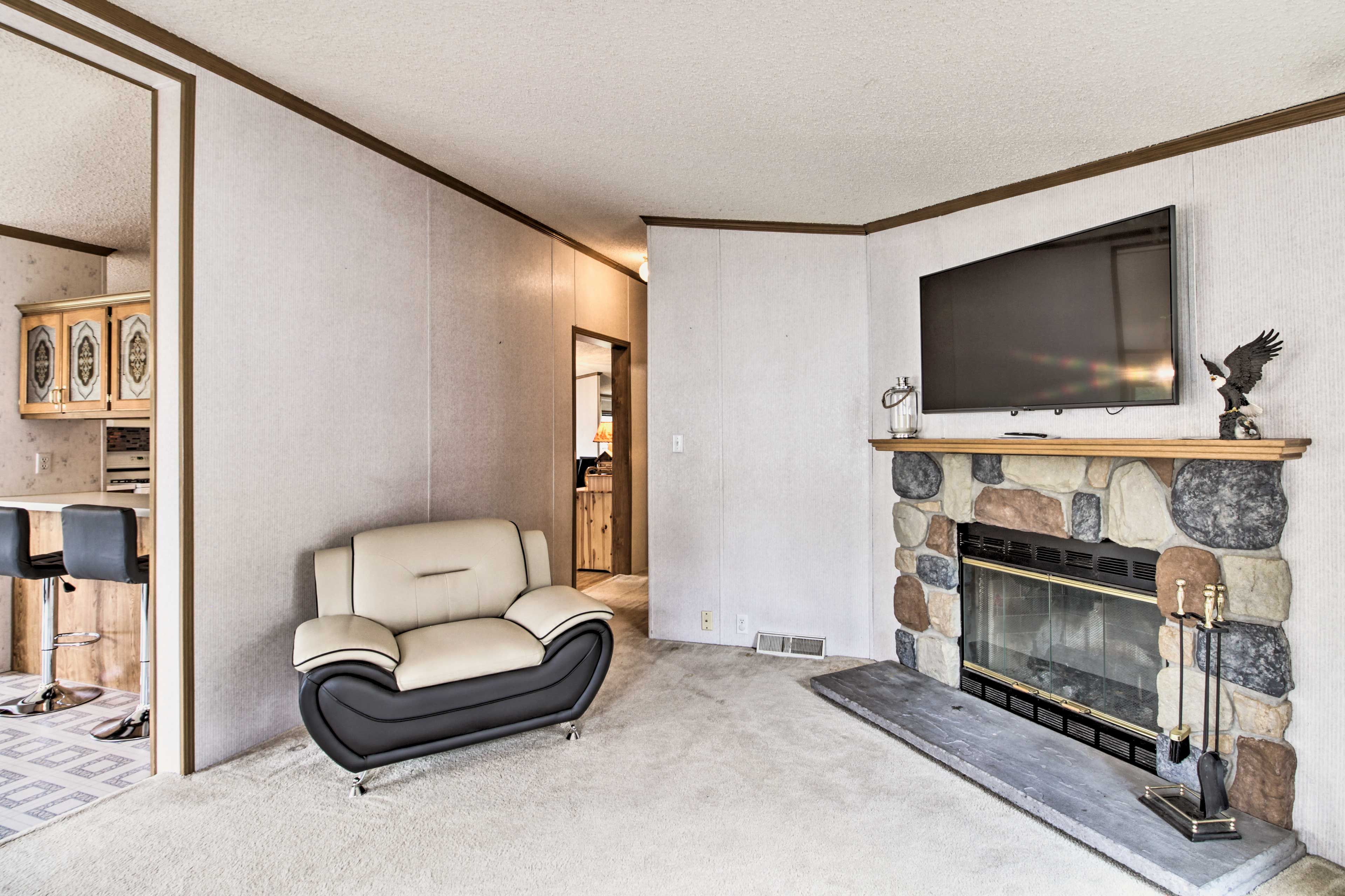 Living Room | Central A/C & Heating