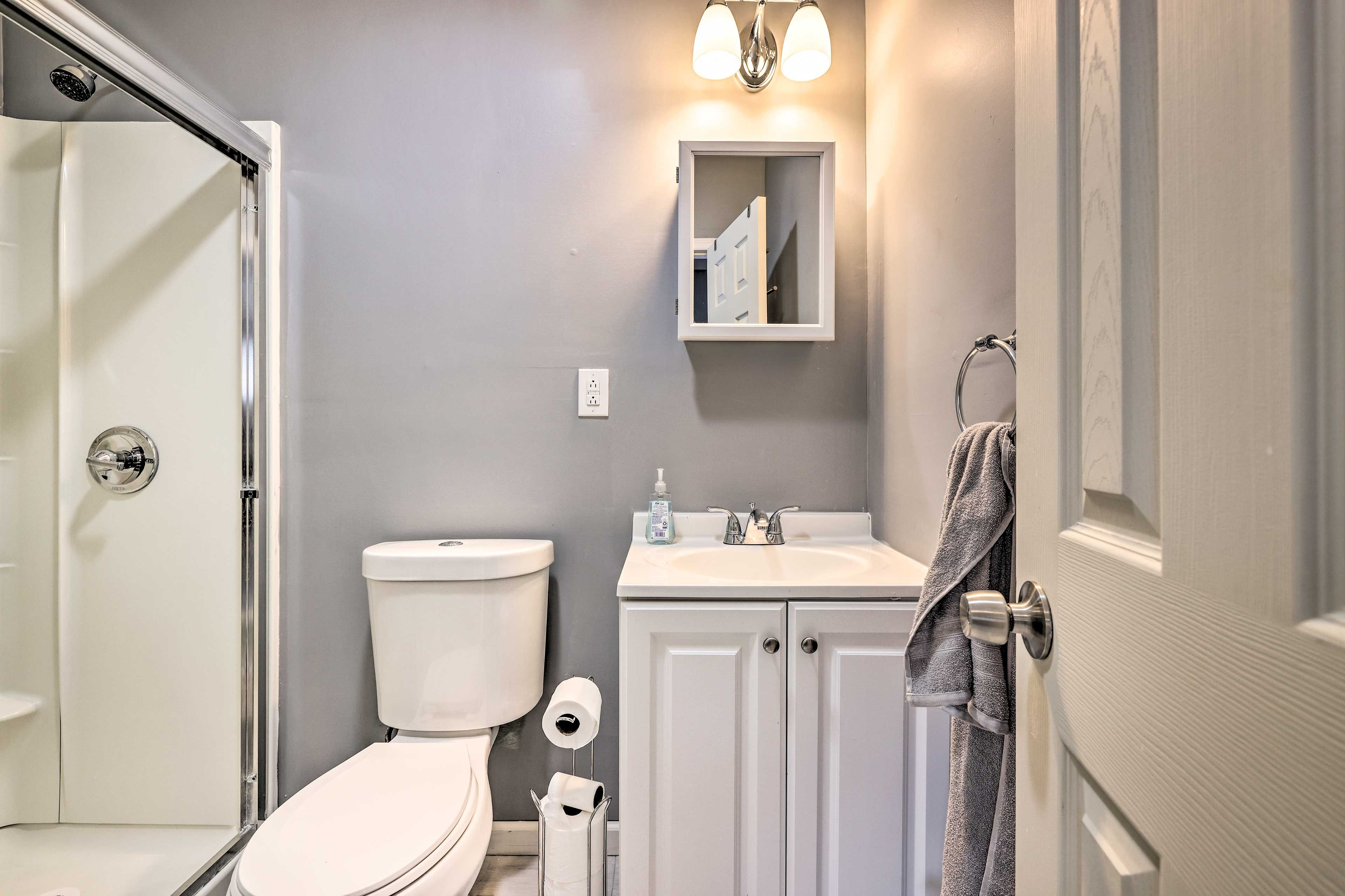 Full Bathroom