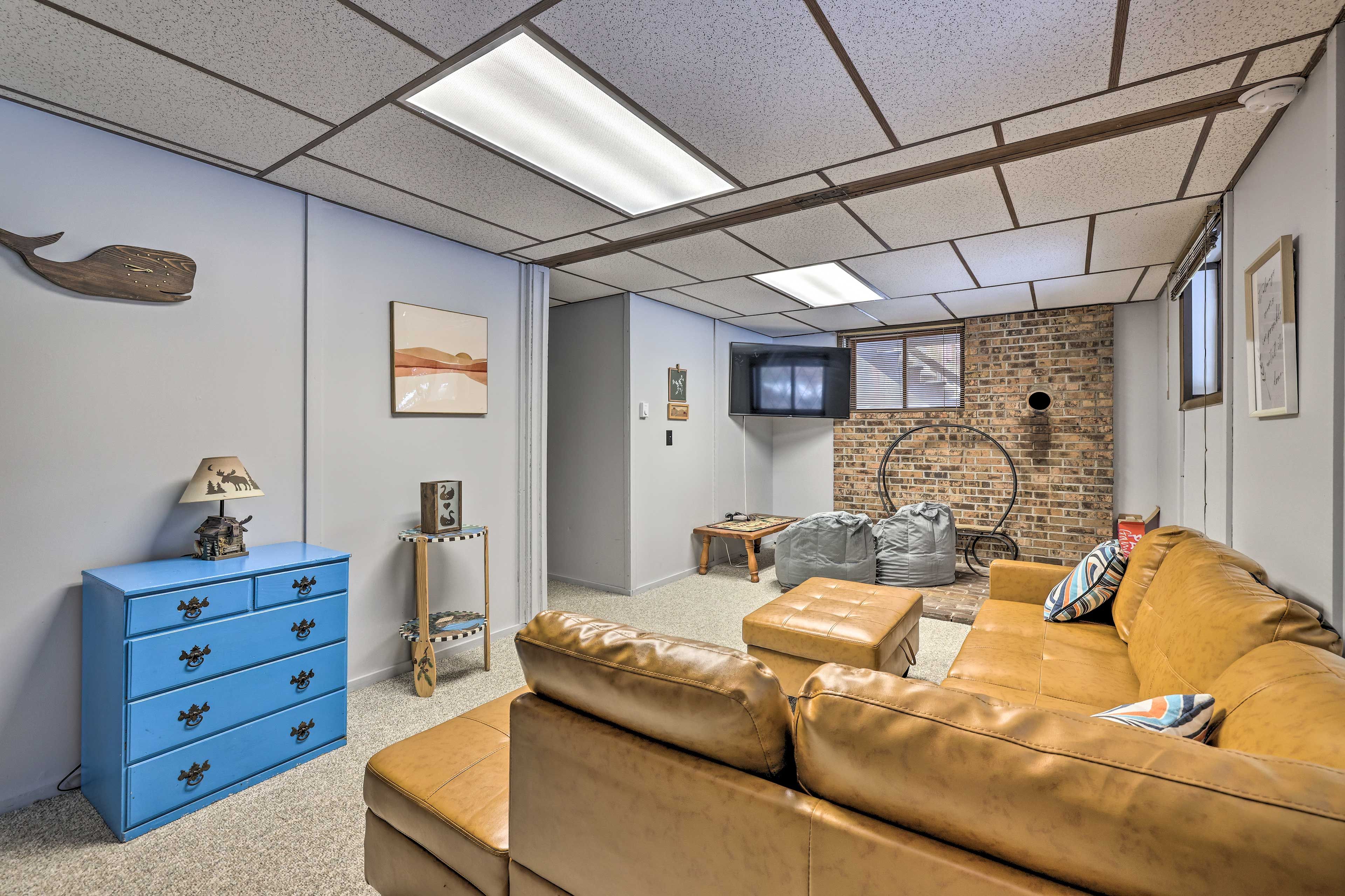 Living Room | Window A/C Units | Electric Heating