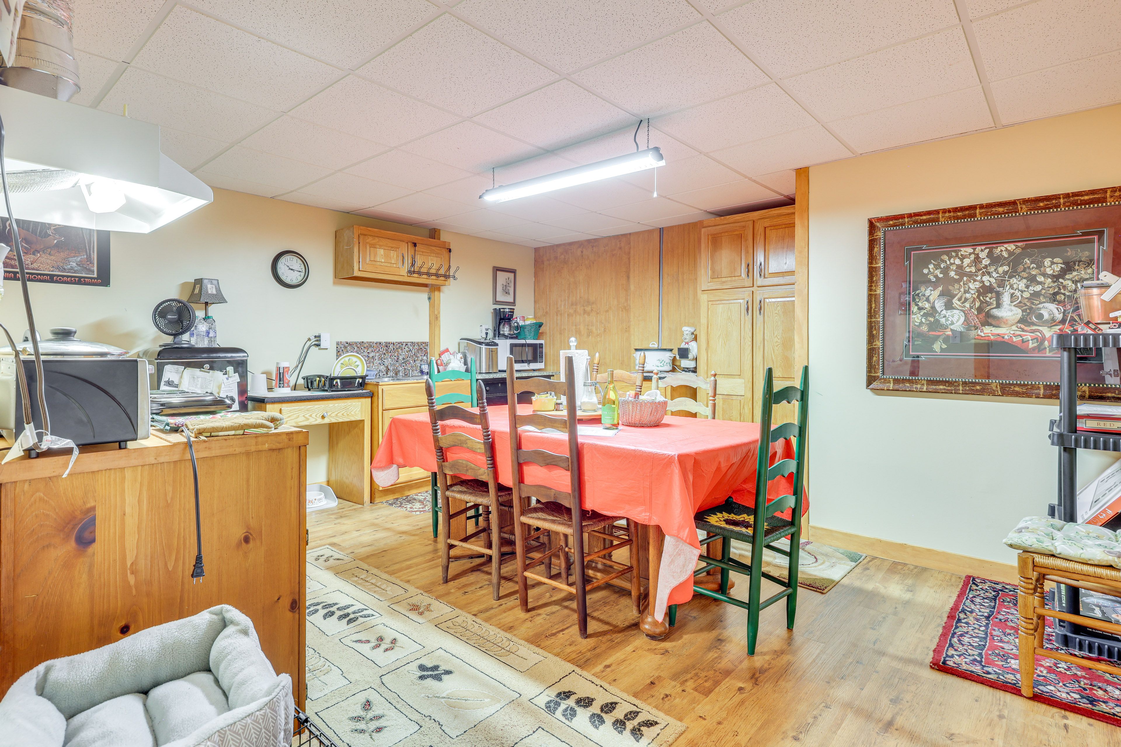 Kitchenette | Well-Equipped | Cooking Basics | Toaster Oven | Coffee Maker
