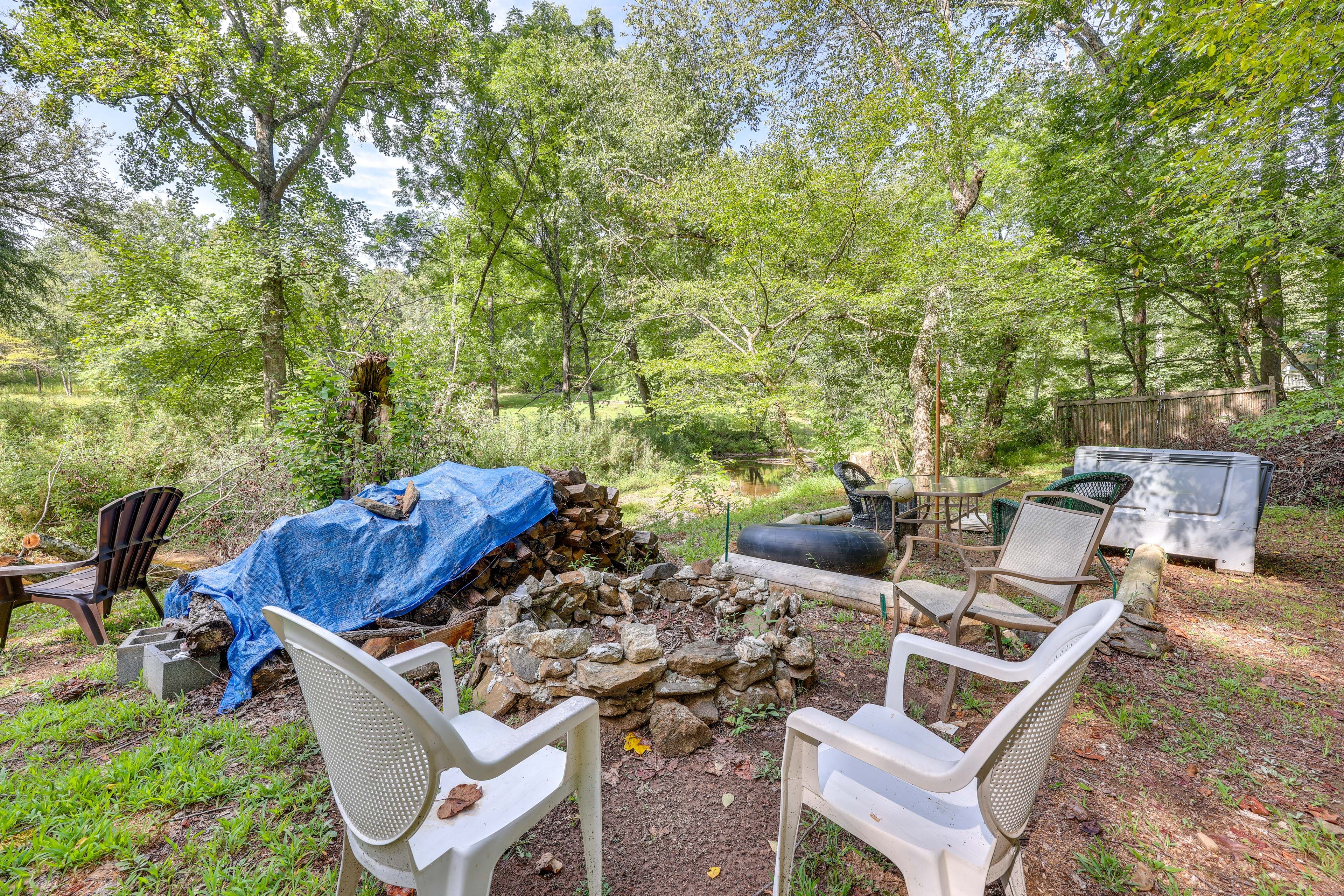 Shared Property | Dining Area | Playset
