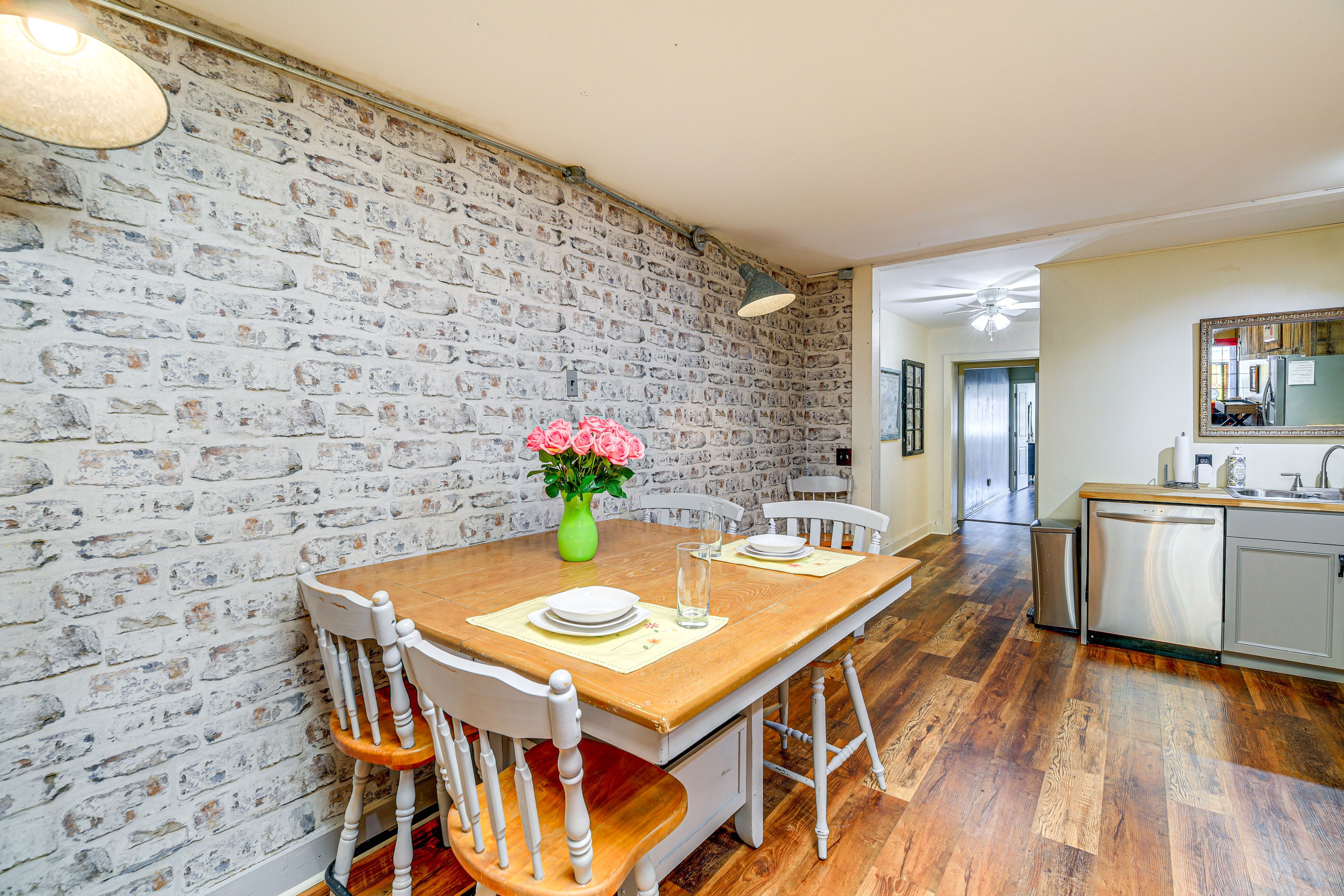 Dining Area | Main Level