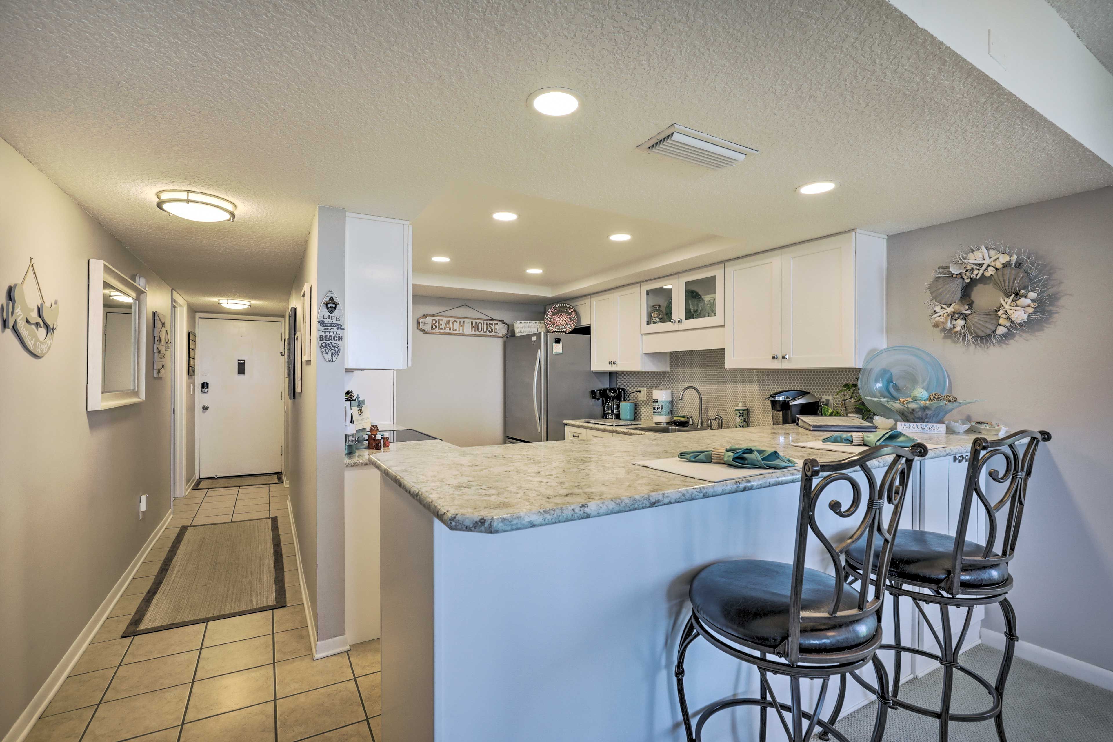 Kitchen | Entryway