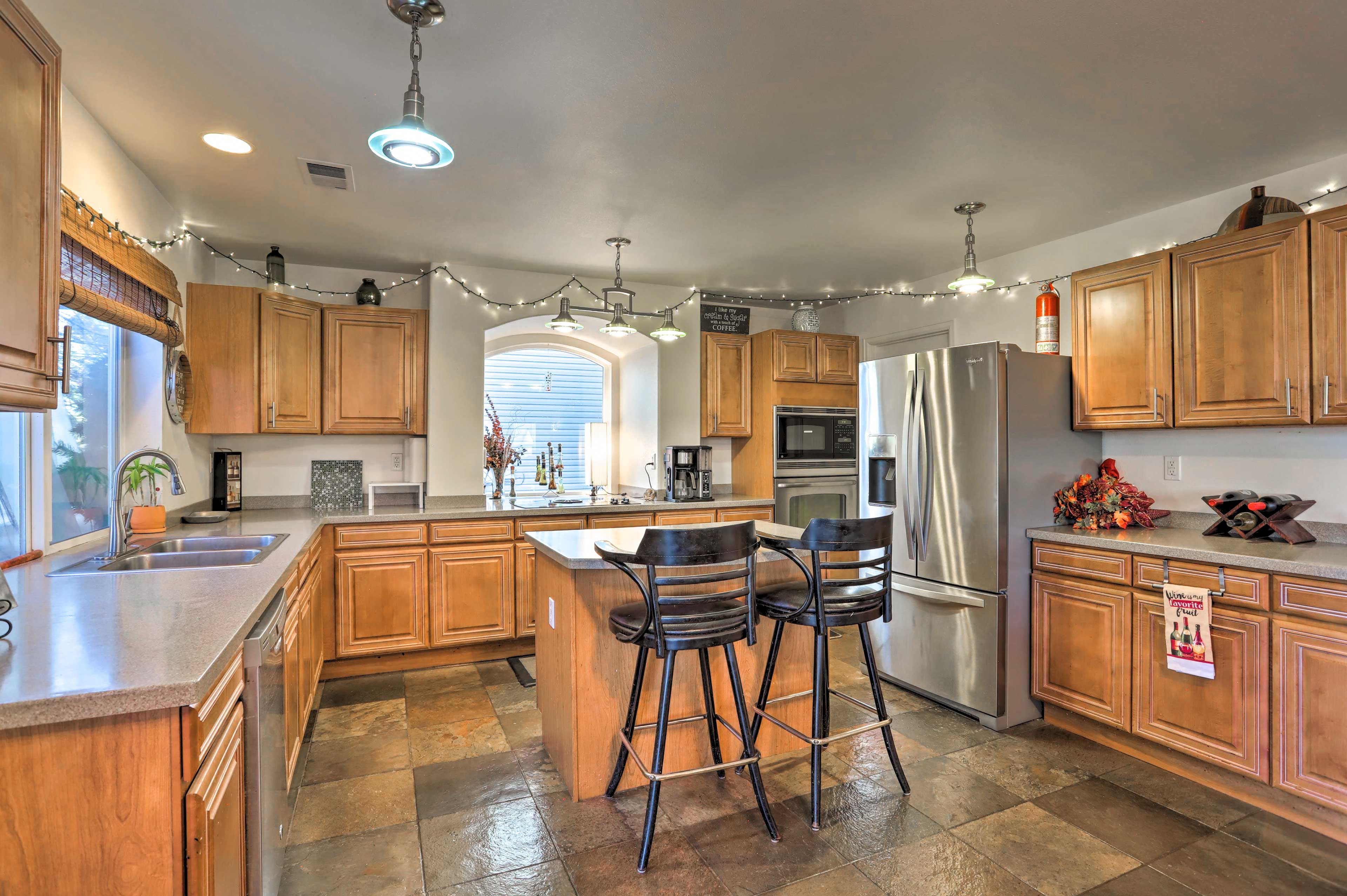 Fully Equipped Kitchen | Cooking Basics & Spices