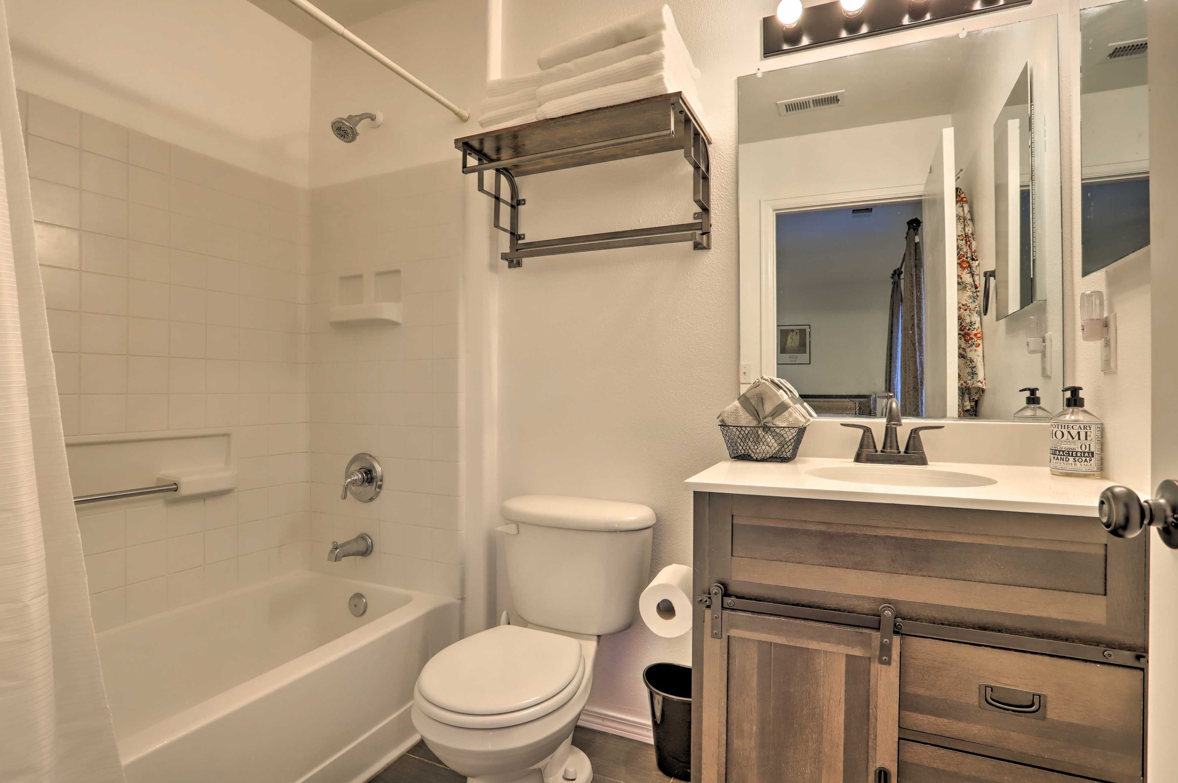 Full Bathroom