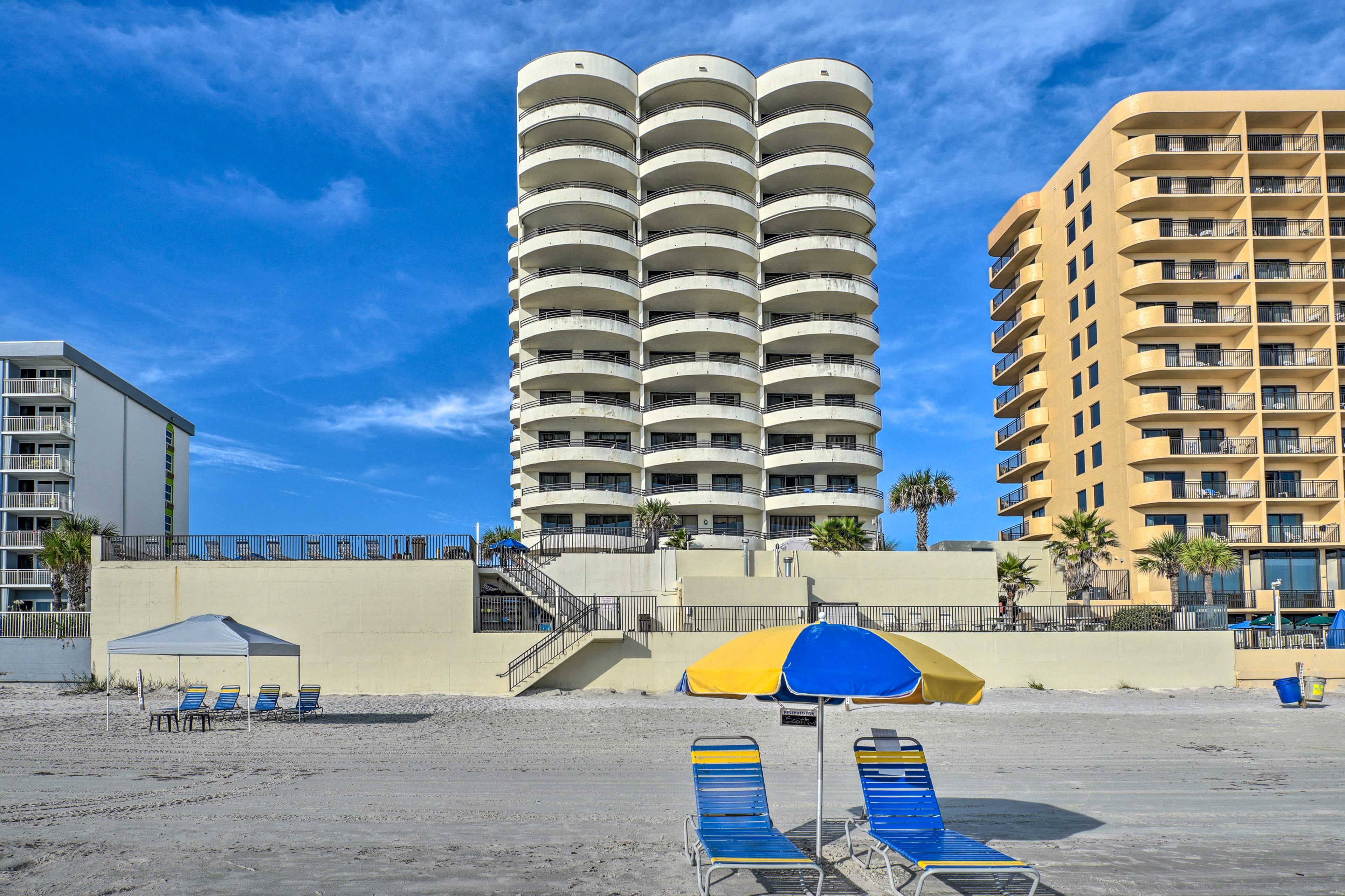 Community Beach | Building Exterior