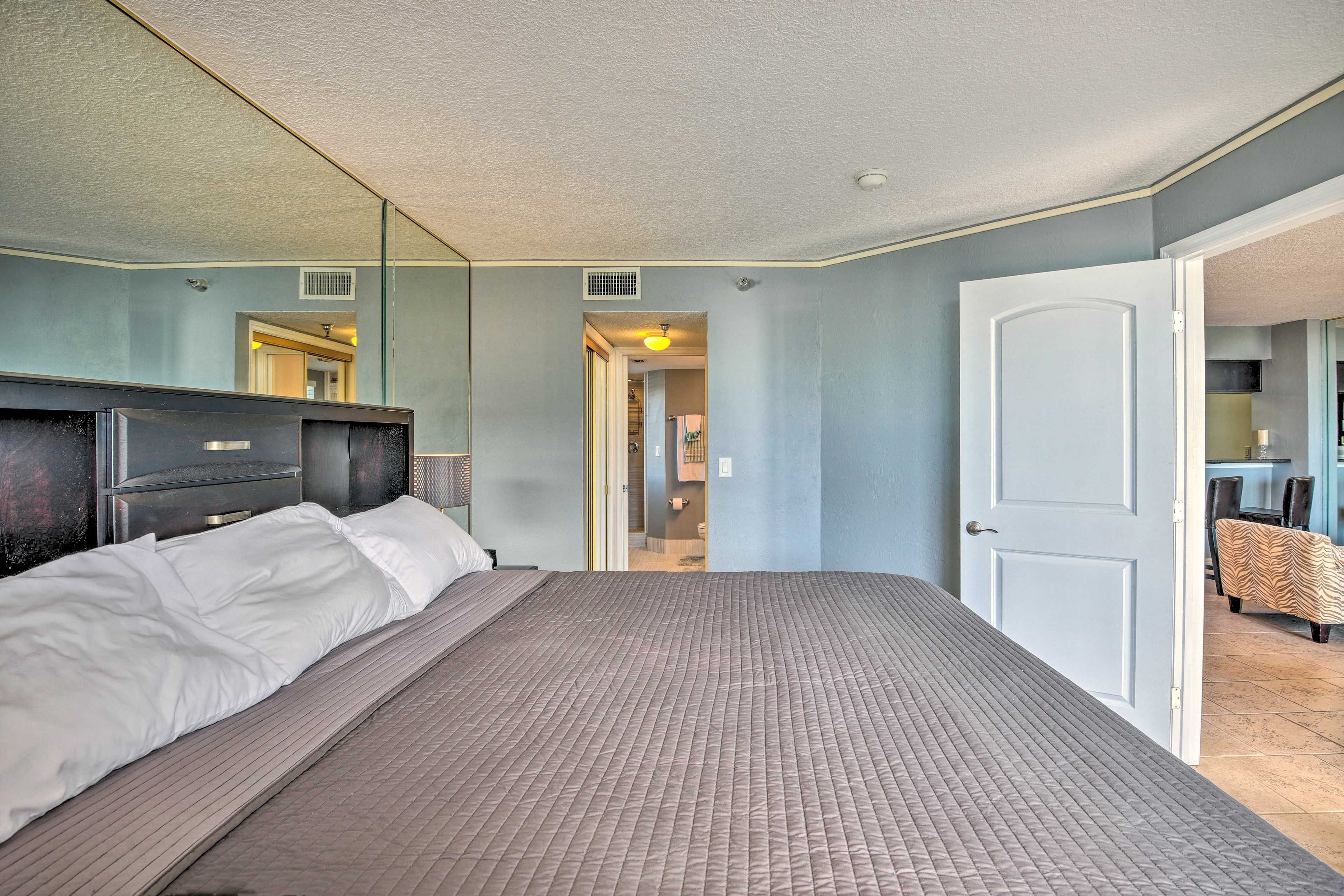 Bedroom 1 | Linens Provided