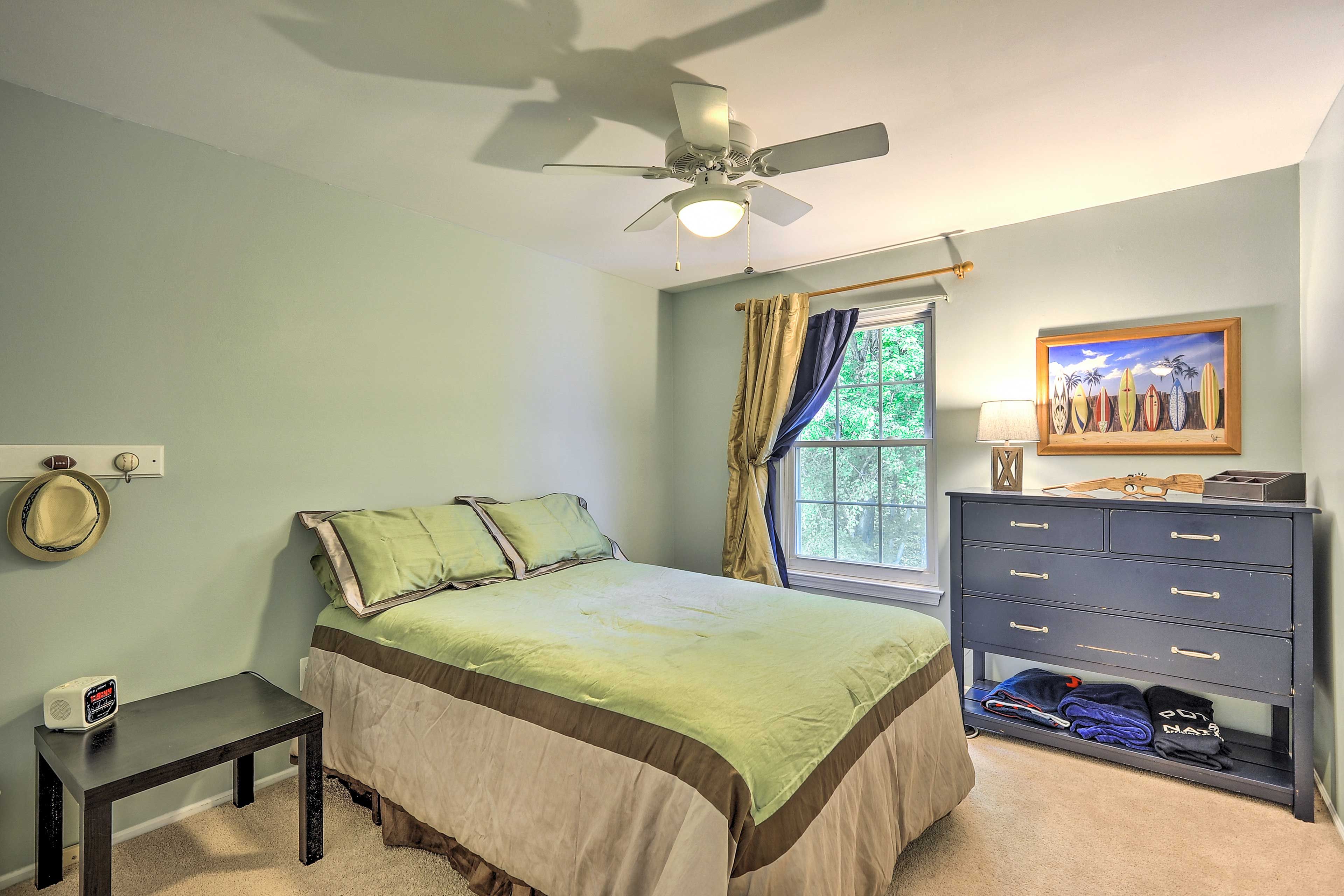Bedroom 2 | Queen Bed | Upper Level
