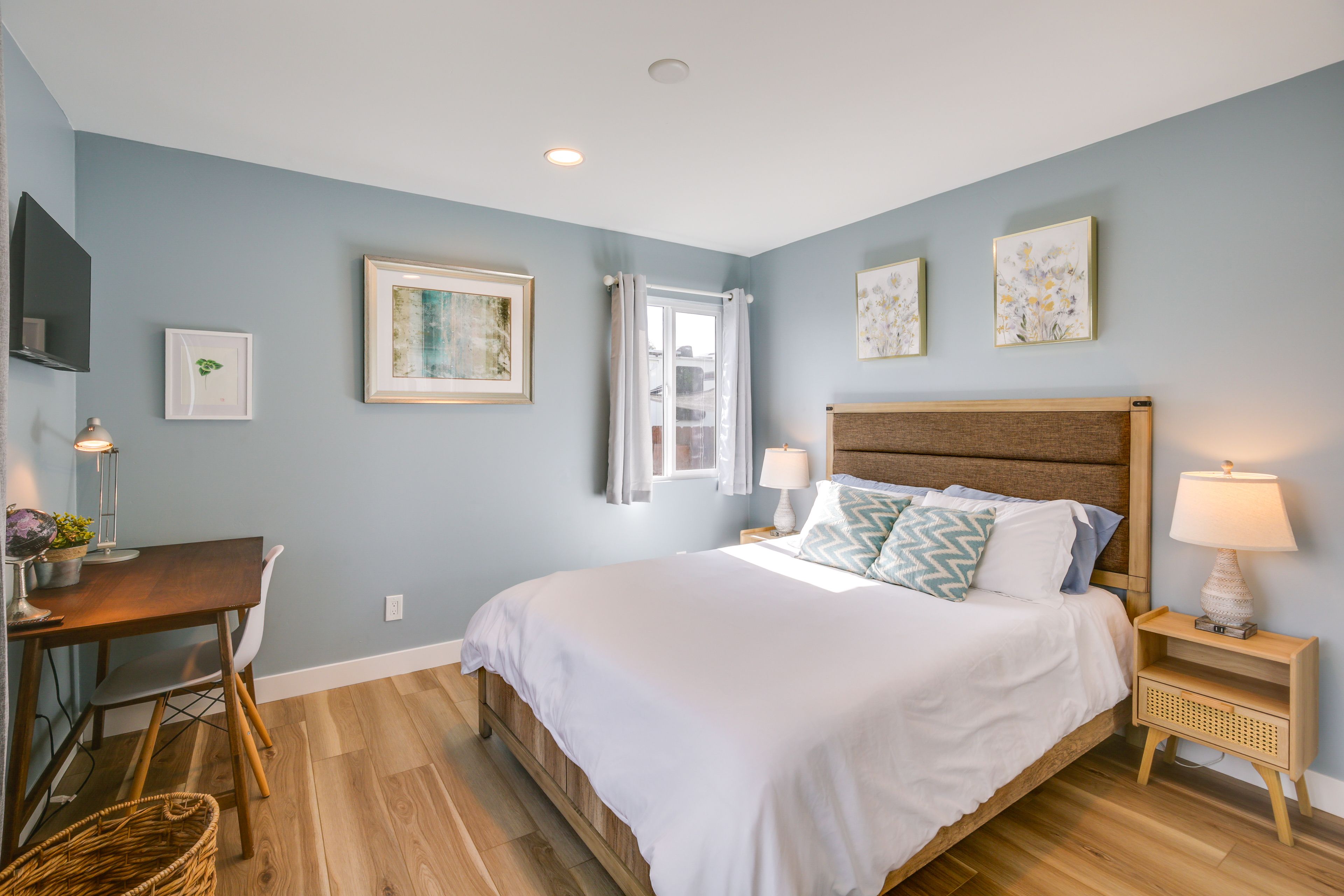 Bedroom 3 | Queen Bed