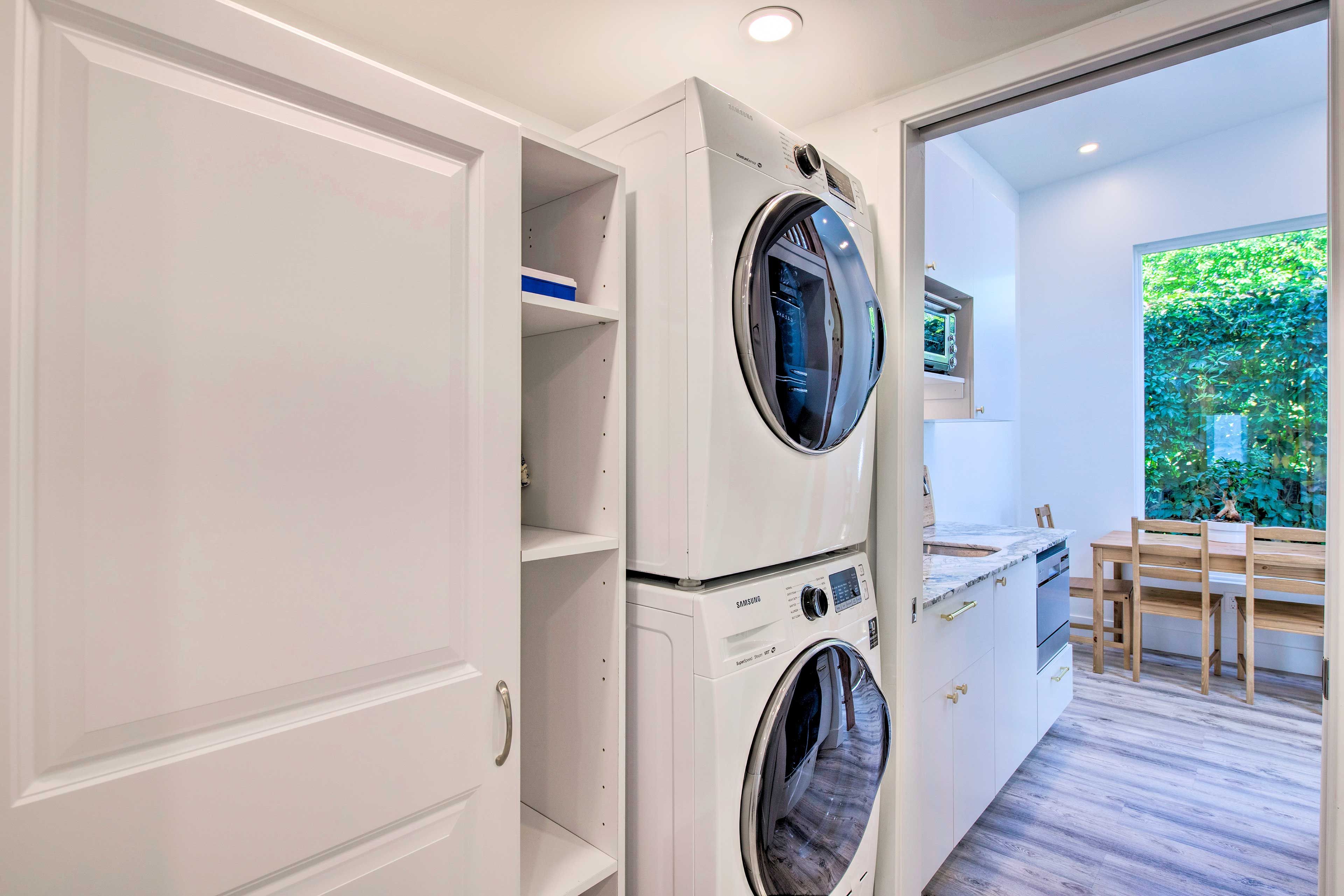 Bathroom | Washer & Dryer