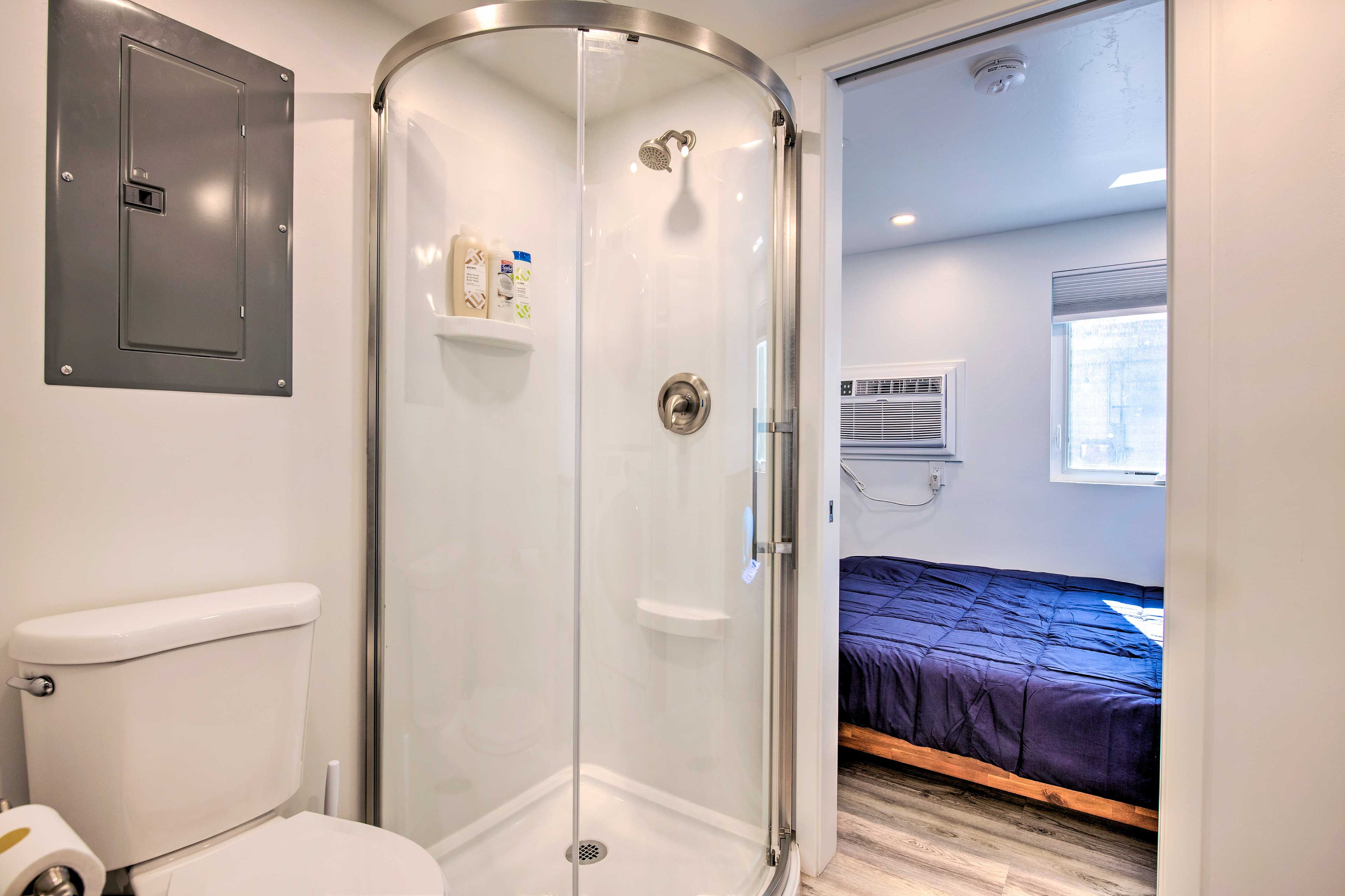 Bathroom | Towels Provided | Complimentary Toiletries
