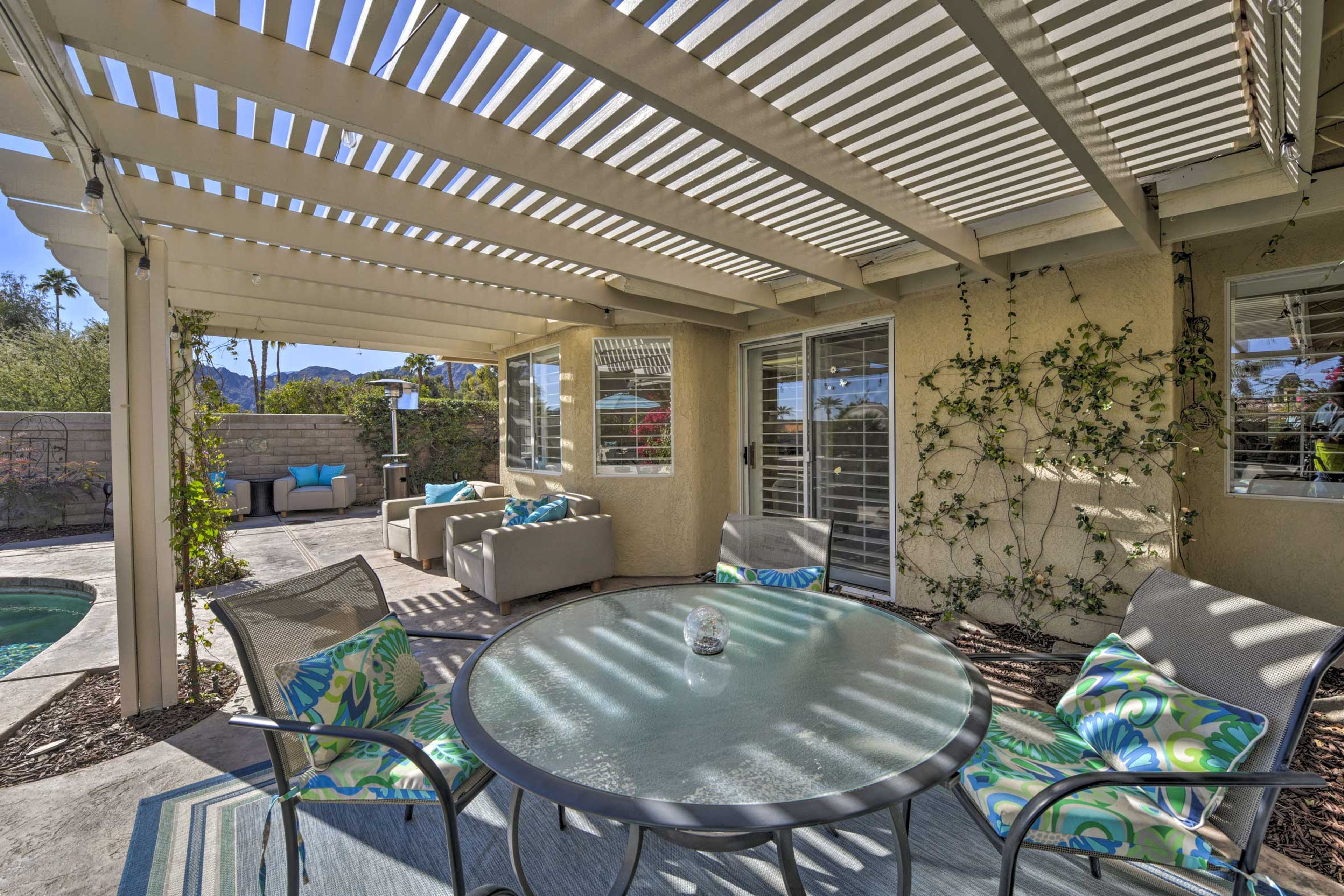Private Backyard | Patio w/ Seating
