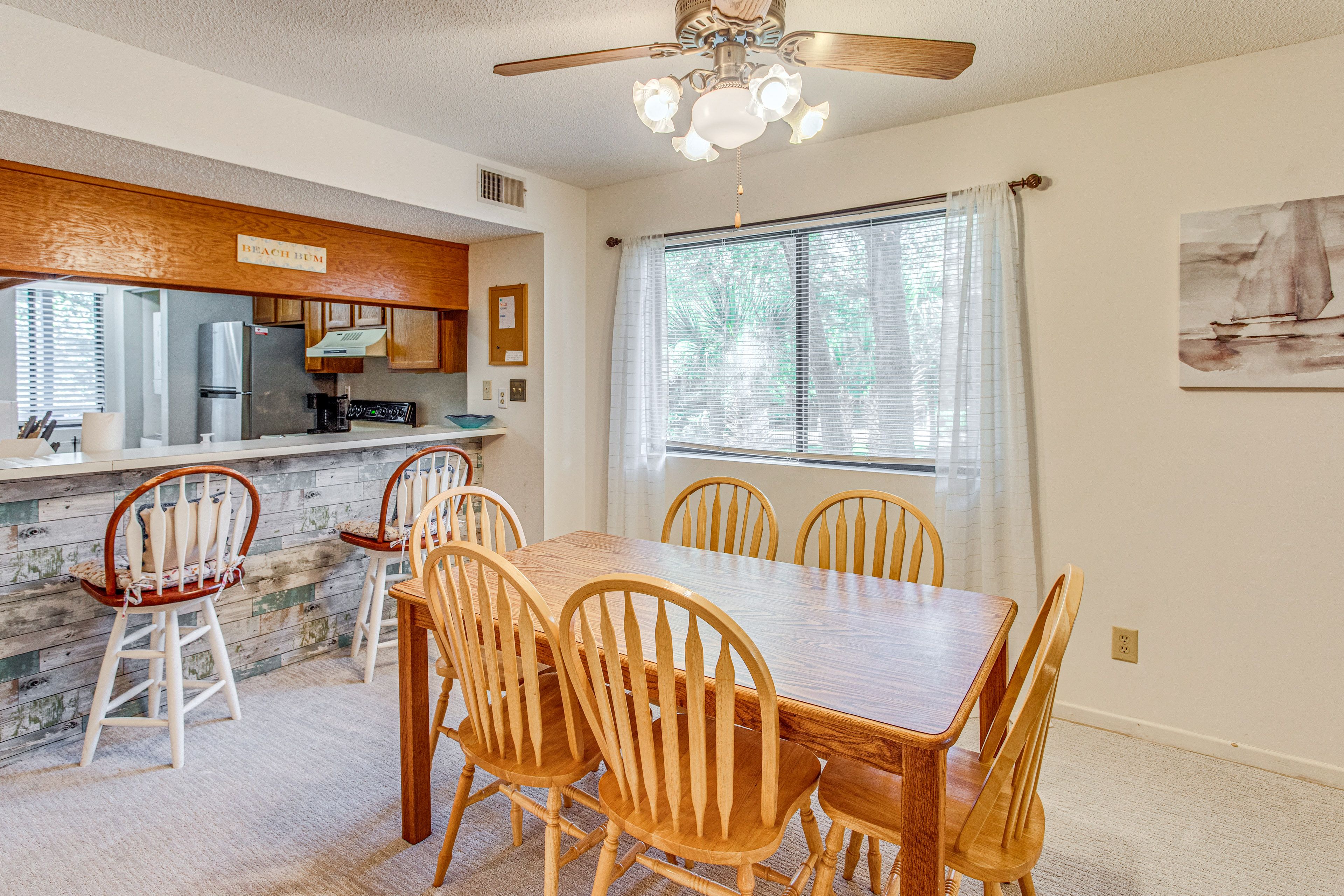 Dining Area | Dining Table | Dishware/Flatware