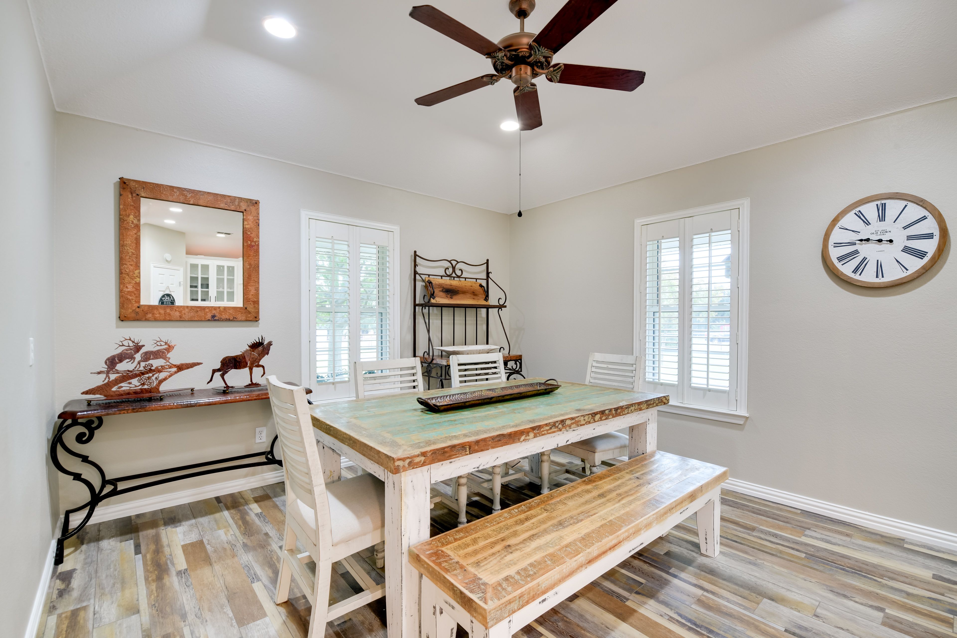 Dining Room | Farmhouse Dining Table | Dishware & Flatware Provided